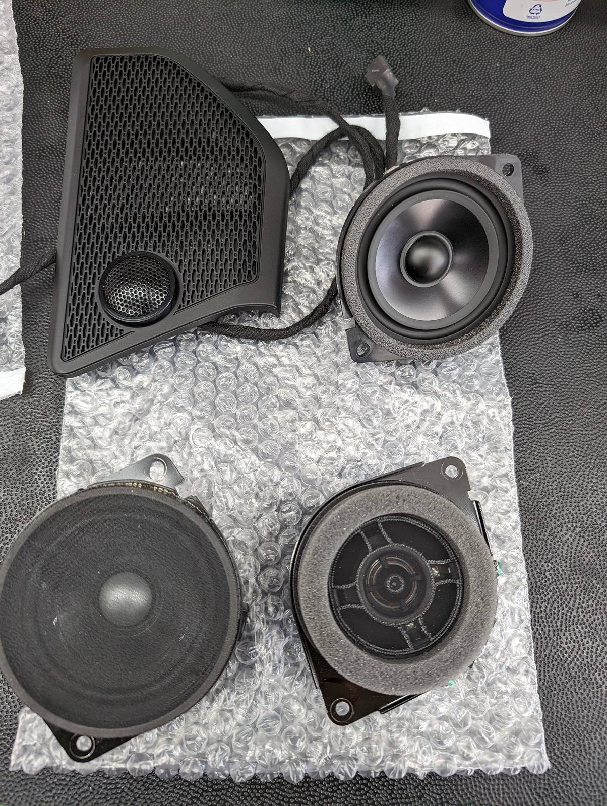 Jeep Gladiator Knee speaker performance... PXL_20240509_142910925
