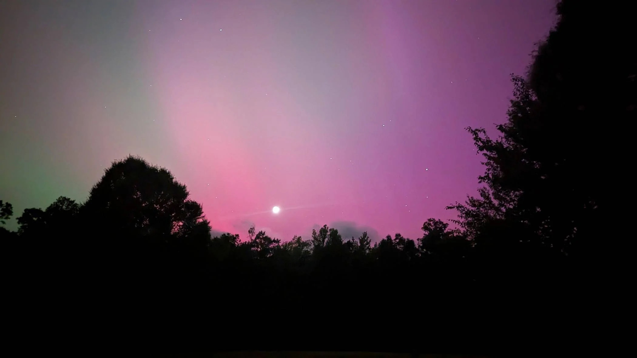 Jeep Gladiator Aurora Borealis 5-10-24. Post Yours PXL_20240511_021157731.NIGHT