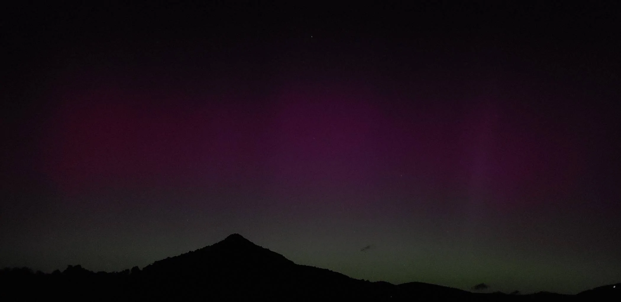 Jeep Gladiator Aurora Borealis 5-10-24. Post Yours 20240510_220448