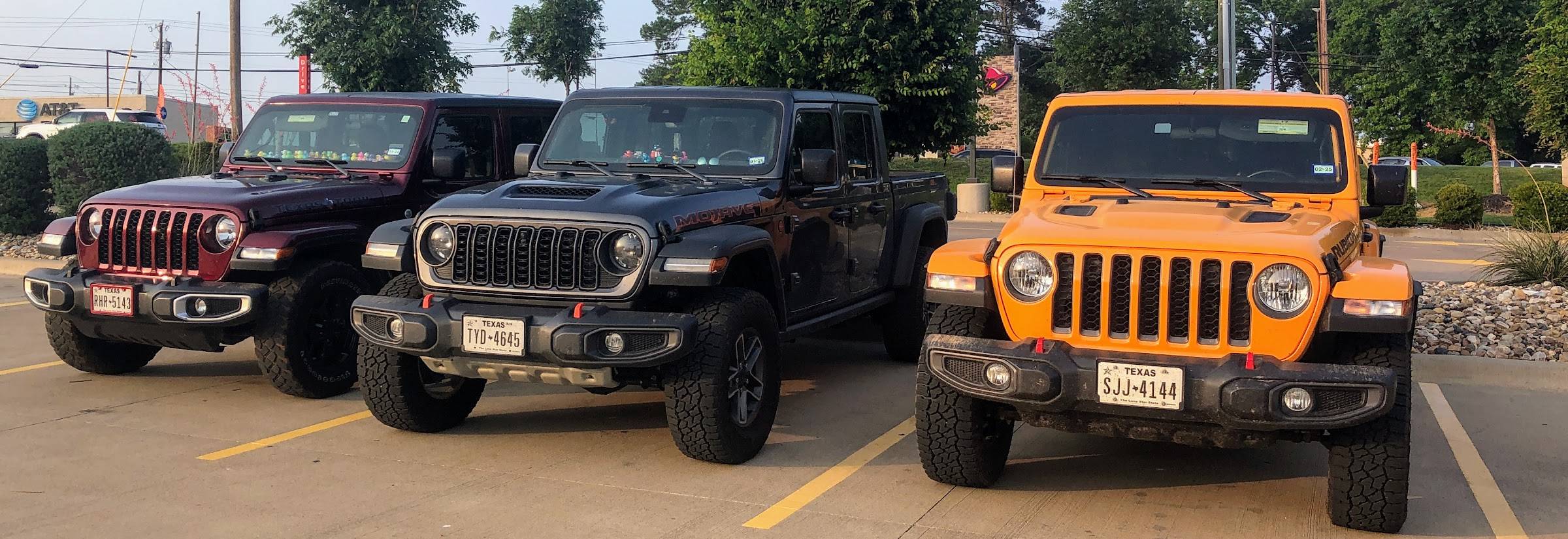 Jeep Gladiator 2024 Grille on my Firecracker Red 2020 JTR _z-2aUnrHSEiab3aNT_TRd5_V-aB28gjFP94w7ipakCI=w2400