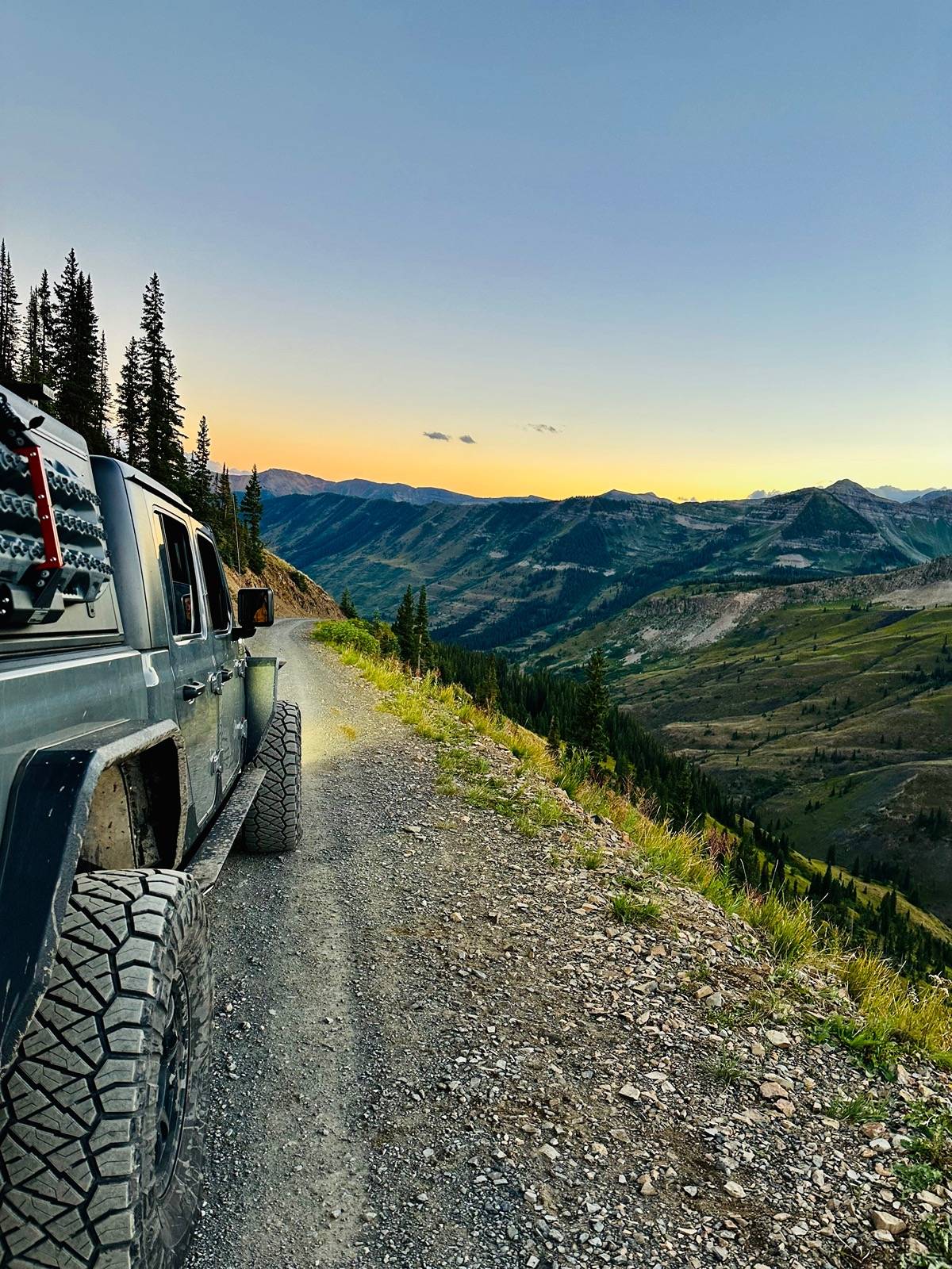 Jeep Gladiator ALU-CAB EXPLORER CANOPY w/ MODS !PRICE DROP! IMG_0188