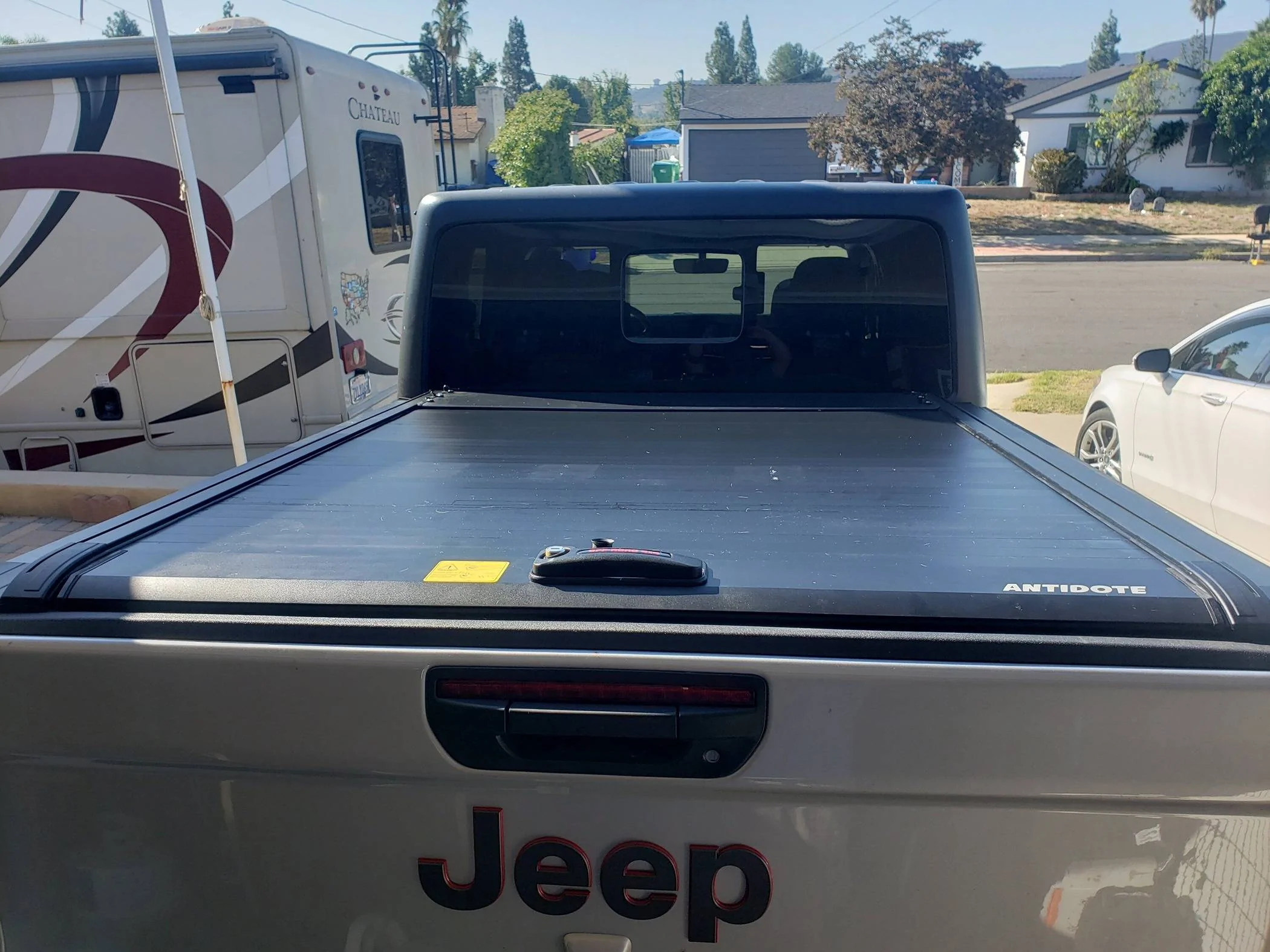 Jeep Gladiator ANTIDOTE OUTDOORS tonneau cover jeep 3
