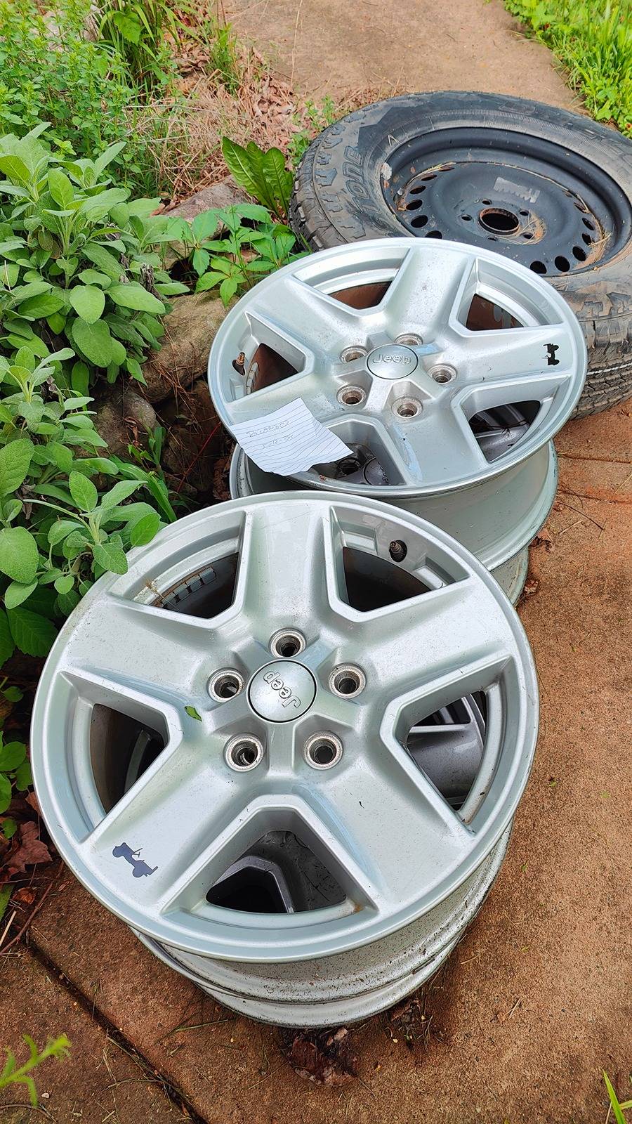 Jeep Gladiator For Sale - Gladiator aluminium stock wheels and steel spare (with tire) - $140 IMG20240512162538