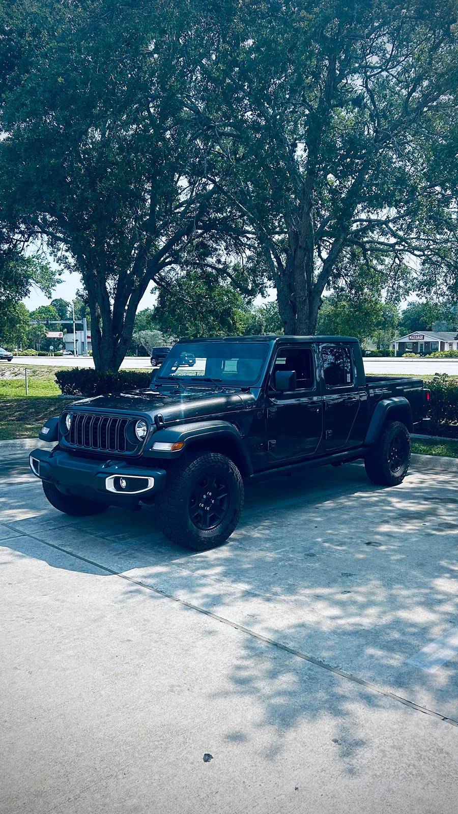 Jeep Gladiator Rosie… all my truck builds are named. [24 Sport Manual] IMG_8664