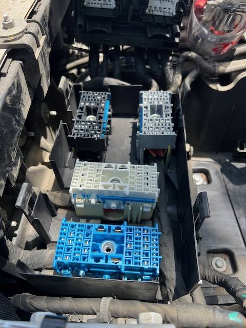 Jeep Gladiator Dealership Battery Replacement Cost? IMG_1946