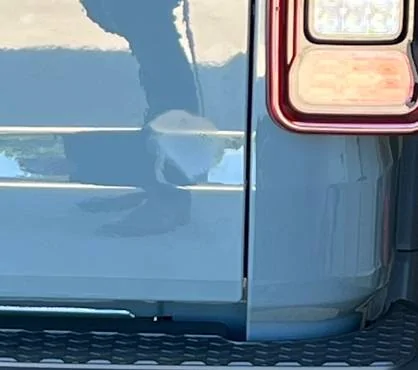 Jeep Gladiator What is this paint flaw? IMG_3043