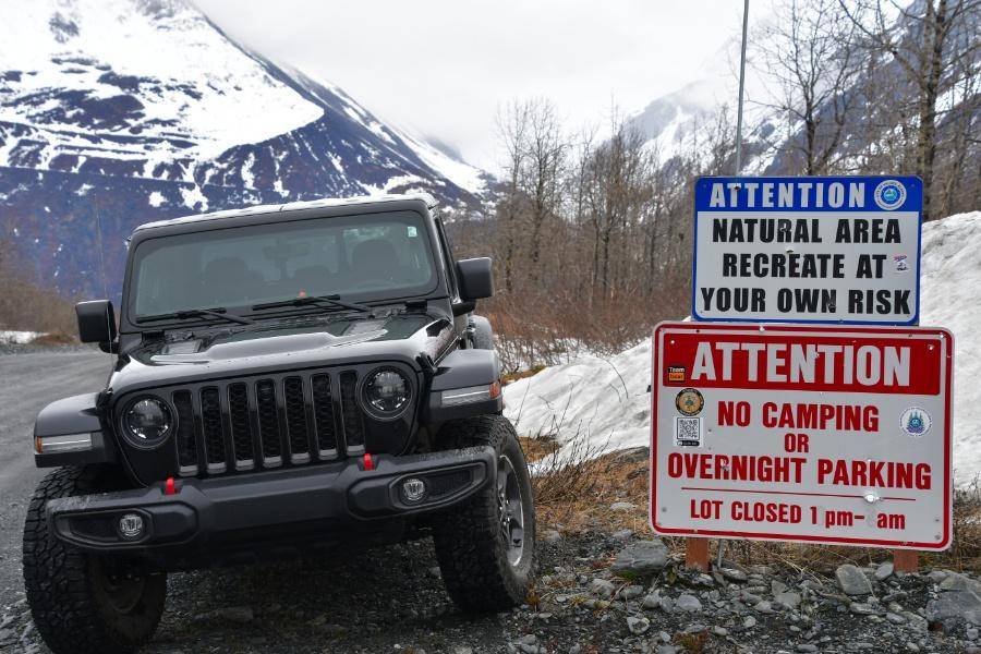 Jeep Gladiator Recreate at Your  own Risk FQP5xyB