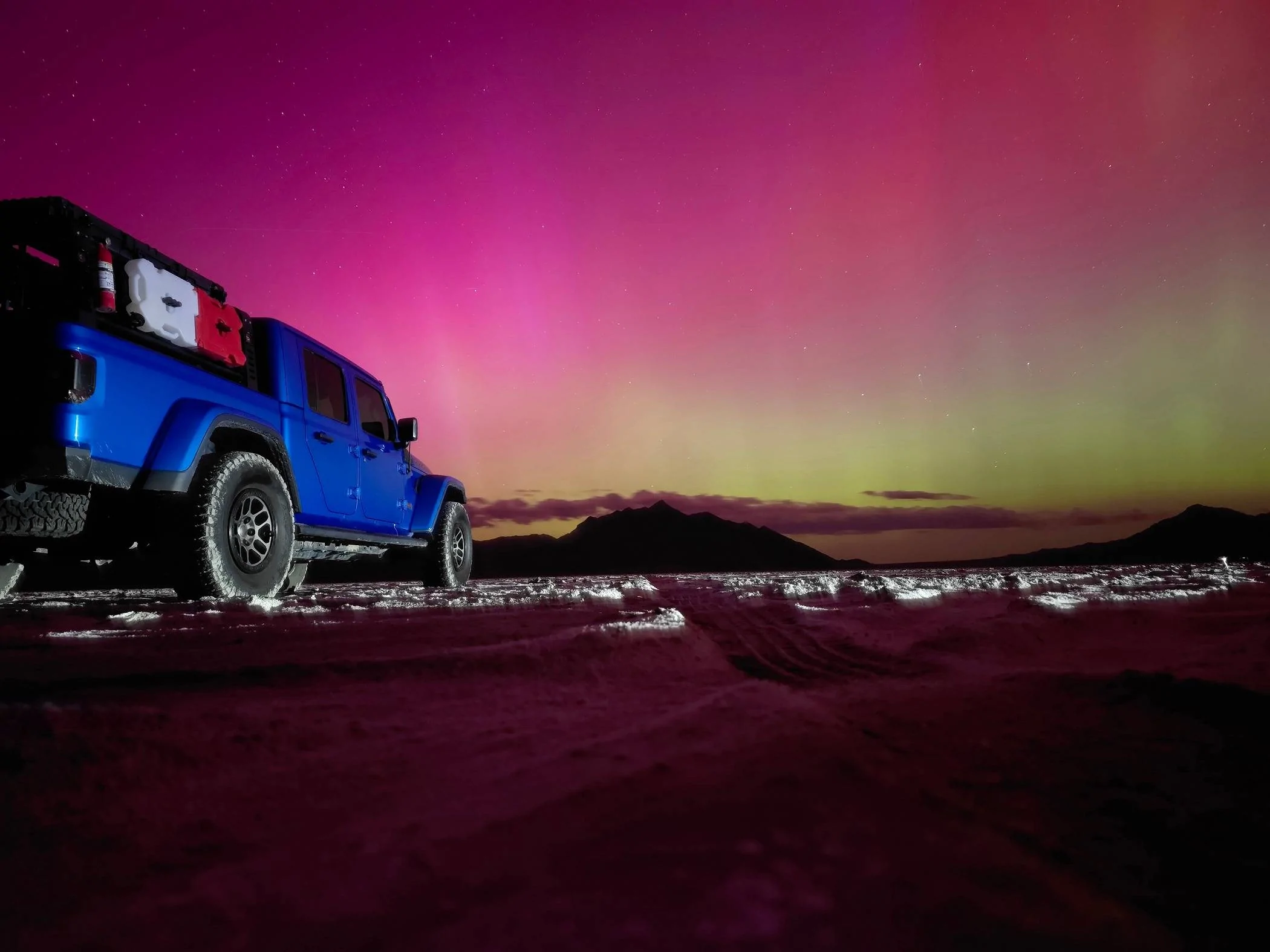 Jeep Gladiator Aurora Borealis 5-10-24. Post Yours 20240511_085138
