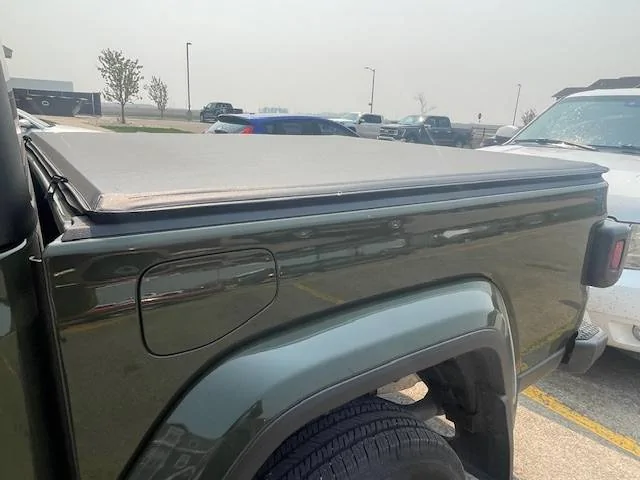 Jeep Gladiator Gladiator Bed Tonneau IMG_3850