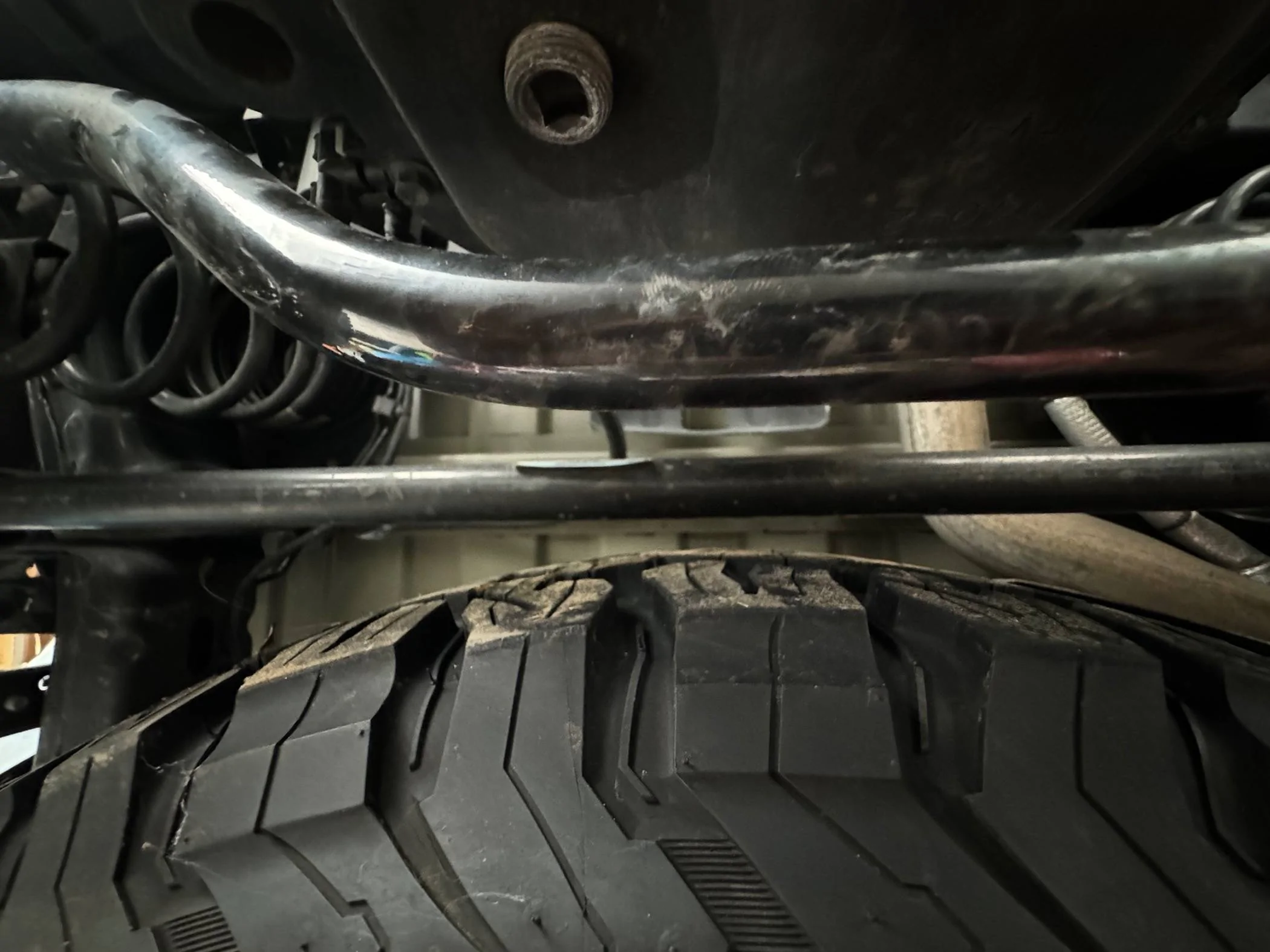 Jeep Gladiator 37” spare tire - list of tires that fit under the bed IMG_3676
