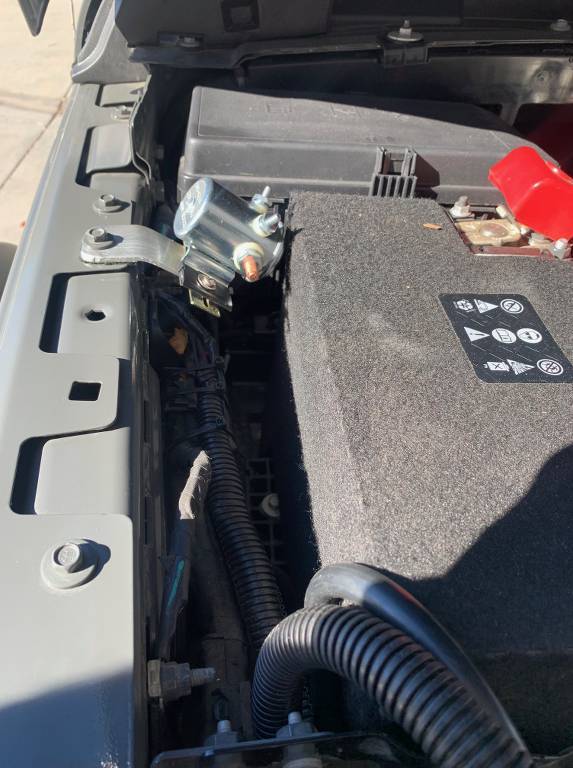 Jeep Gladiator Relays warm right after starting... ceeW83