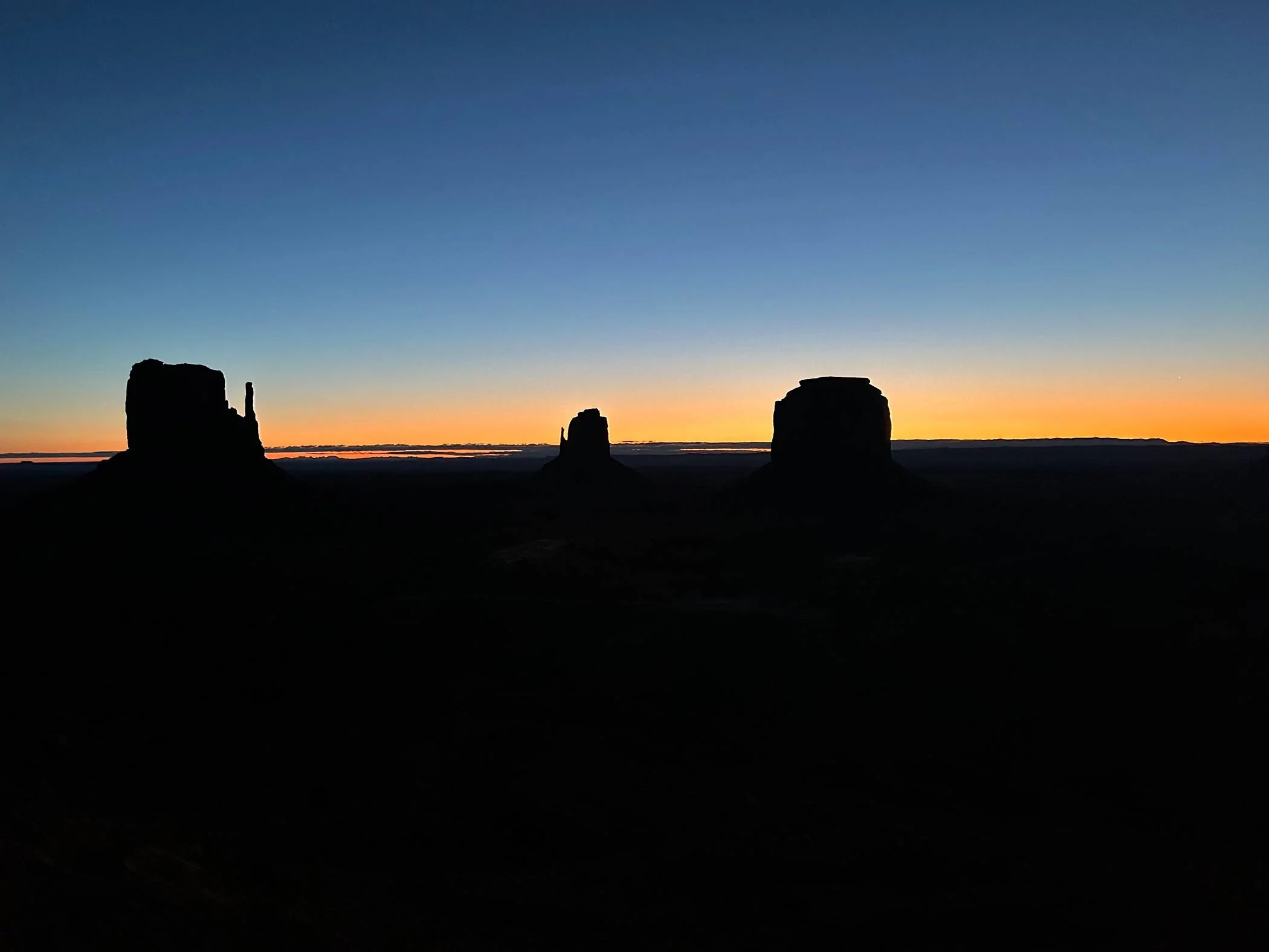 Jeep Gladiator Monument Valley - Tse’Bii’Ndzisgaii IMG_2313