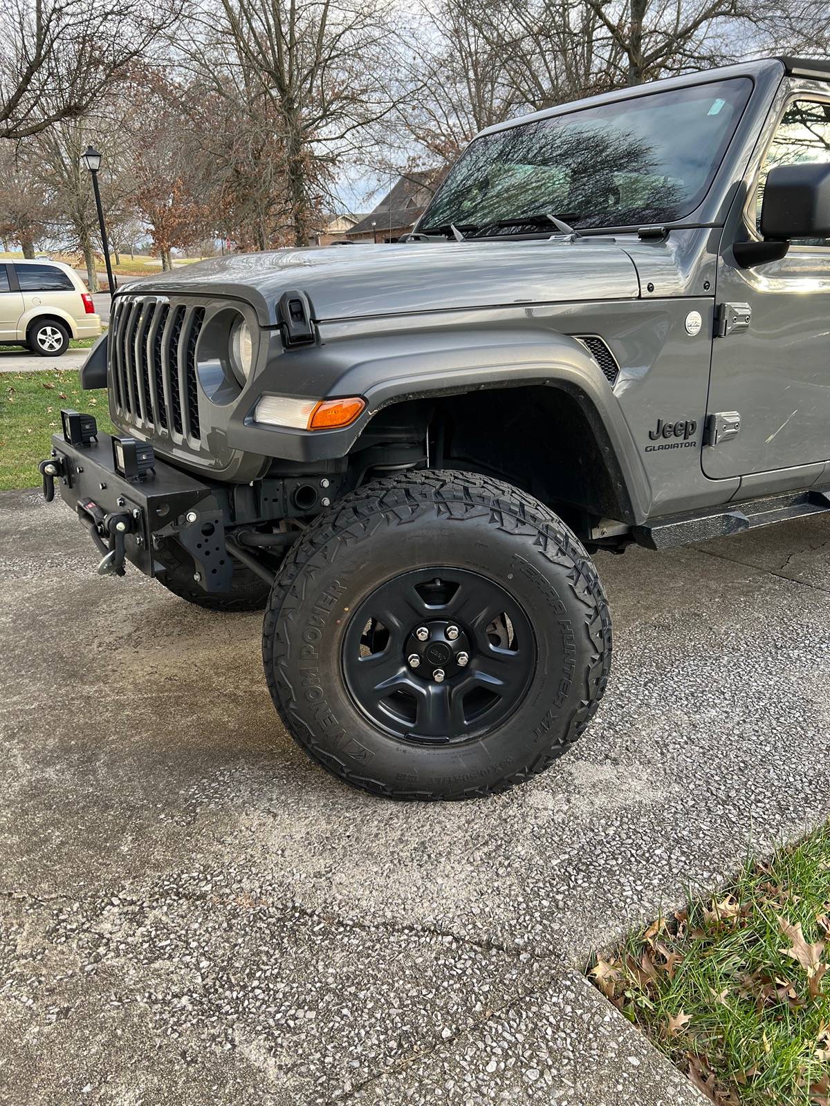 Jeep Gladiator Does anyone actually like the Sport (non-S) wheels? IMG_0750