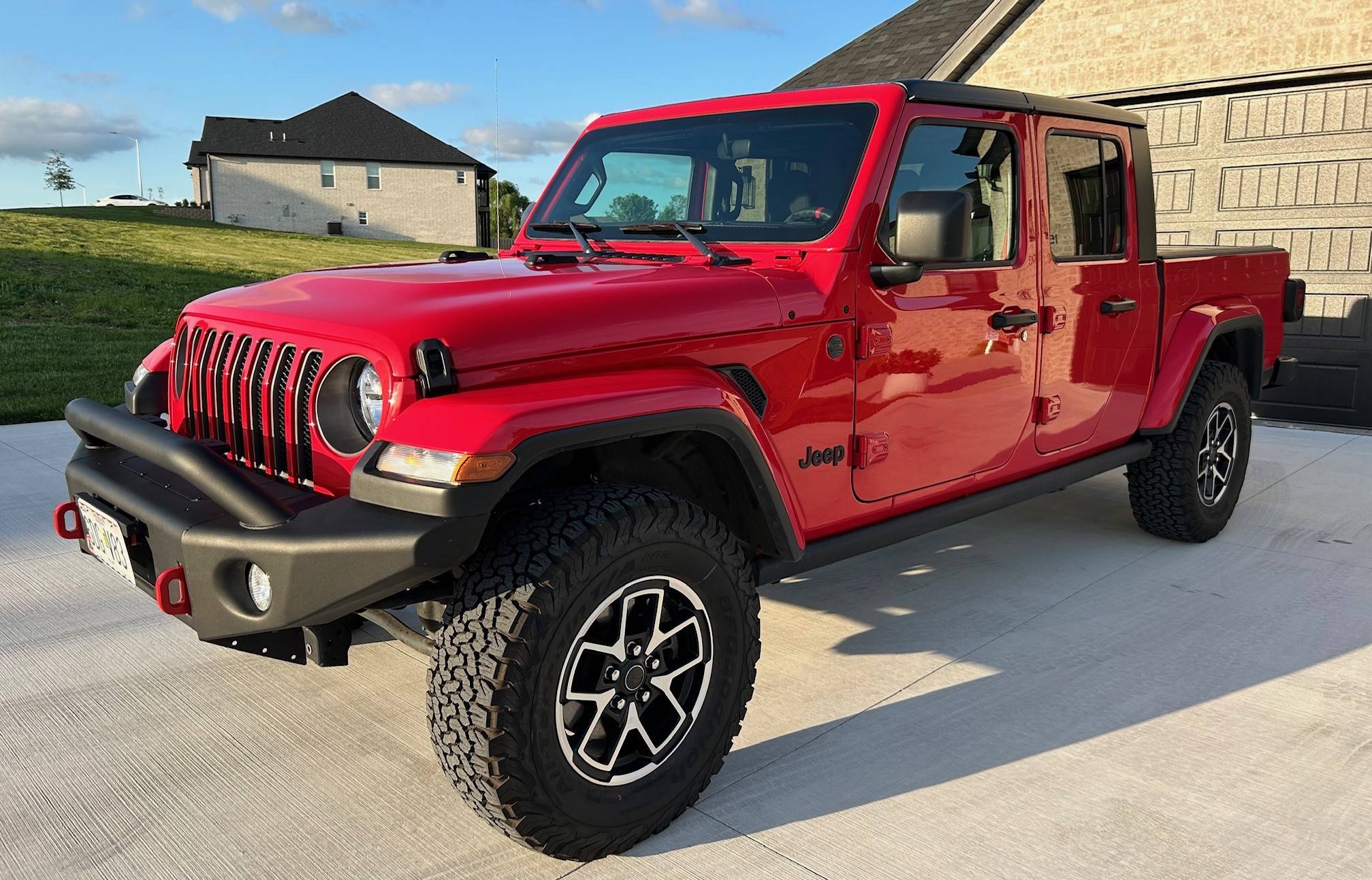 Jeep Gladiator SOLD! 2022 Jeep JT - ONLY 14k miles! Red w mods (ARB, BFG) - Springfield MO - $36000 2022 Jeep Gladiator Pic 24