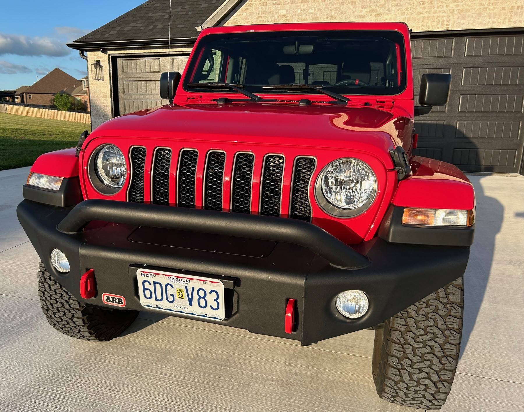Jeep Gladiator SOLD! 2022 Jeep JT - ONLY 14k miles! Red w mods (ARB, BFG) - Springfield MO - $36000 2022 Jeep Gladiator Pic 22