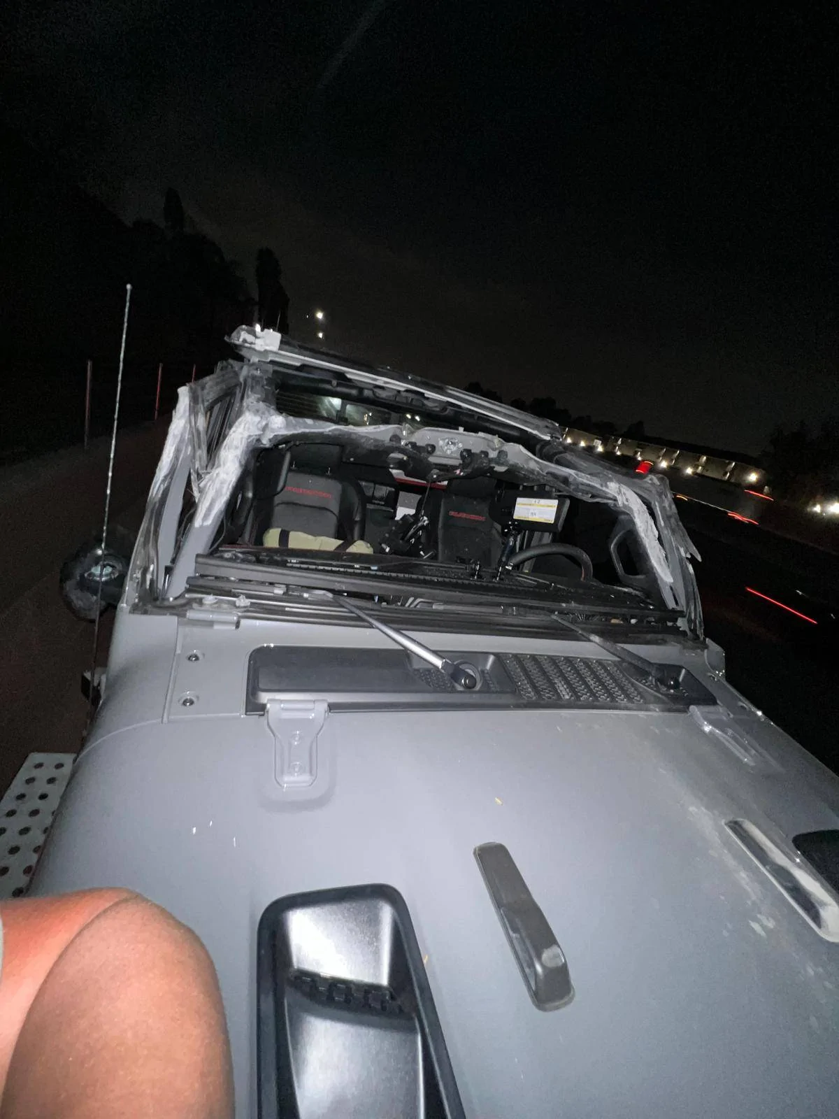 Jeep Gladiator Heartbreaking... My trunk was damaged in transit... Is it totaled? 2023 Jeep Gladiator