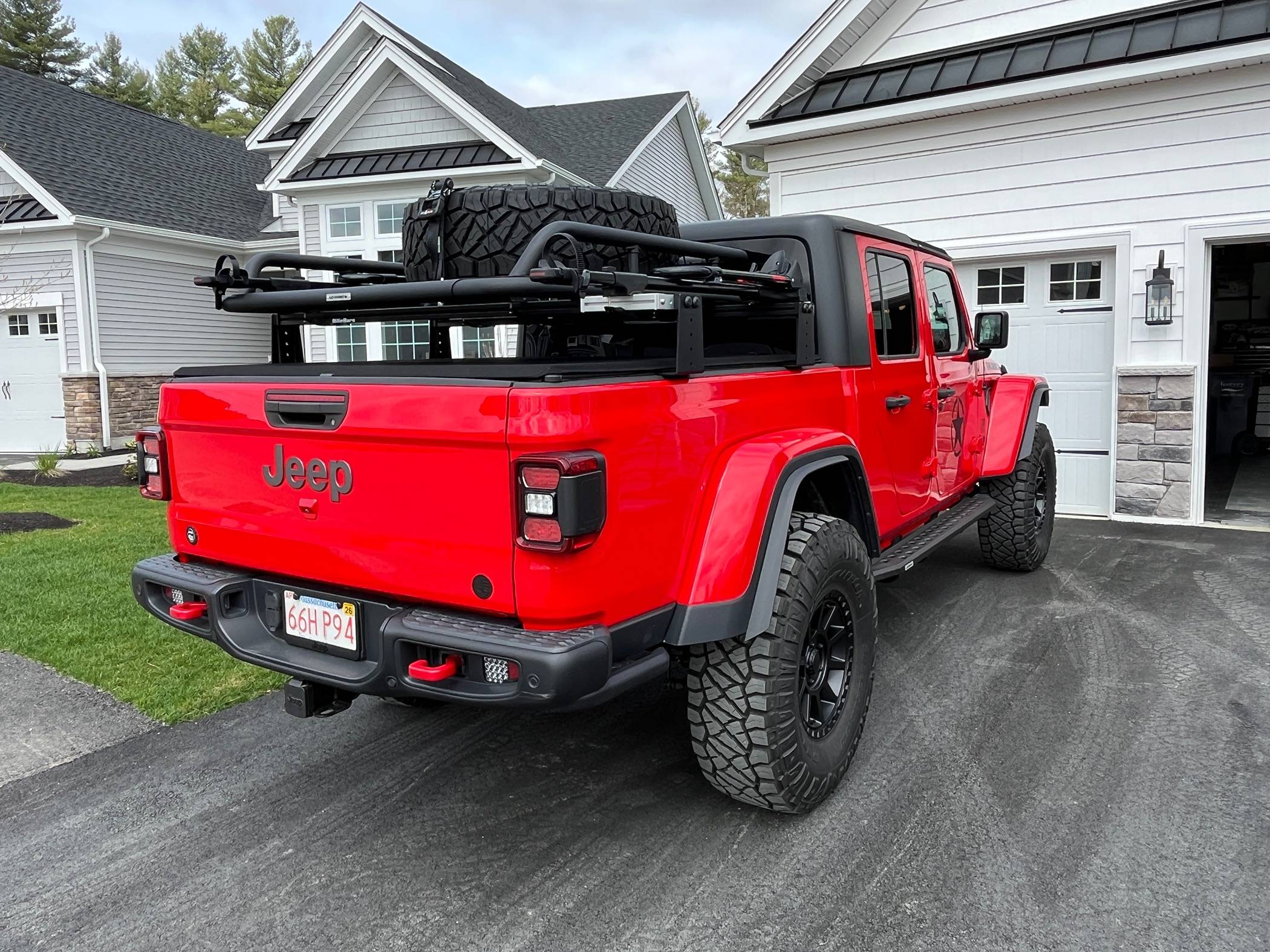 Jeep Gladiator Bed Rack Mounted Spare Tire Solution IMG_0533