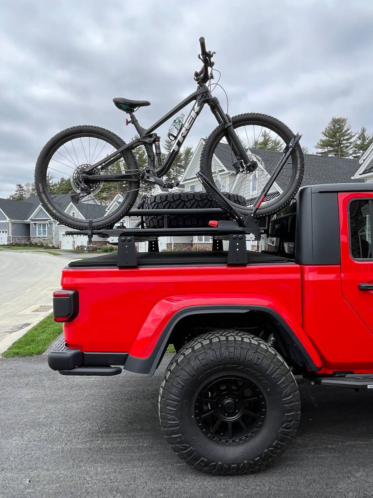 Jeep Gladiator Bed Rack Mounted Spare Tire Solution IMG_0542