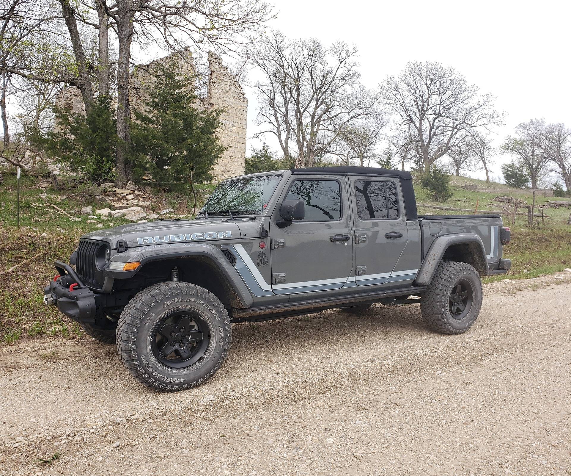 Jeep Gladiator Where do you keep your freedom panel storage bag in the jeep? 20240420_161706
