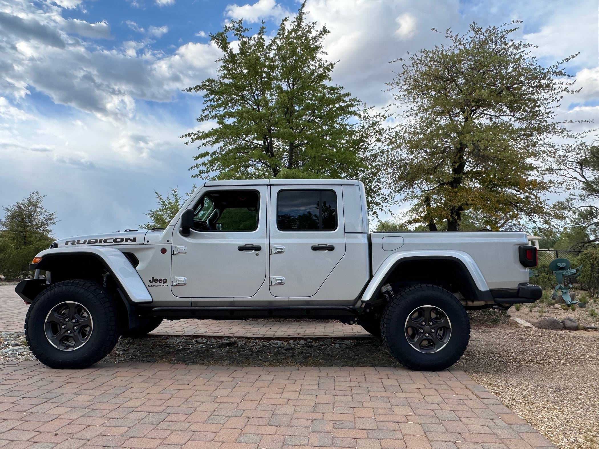 Jeep Gladiator Clayton Off Road JT Suspension Systems Post Lift