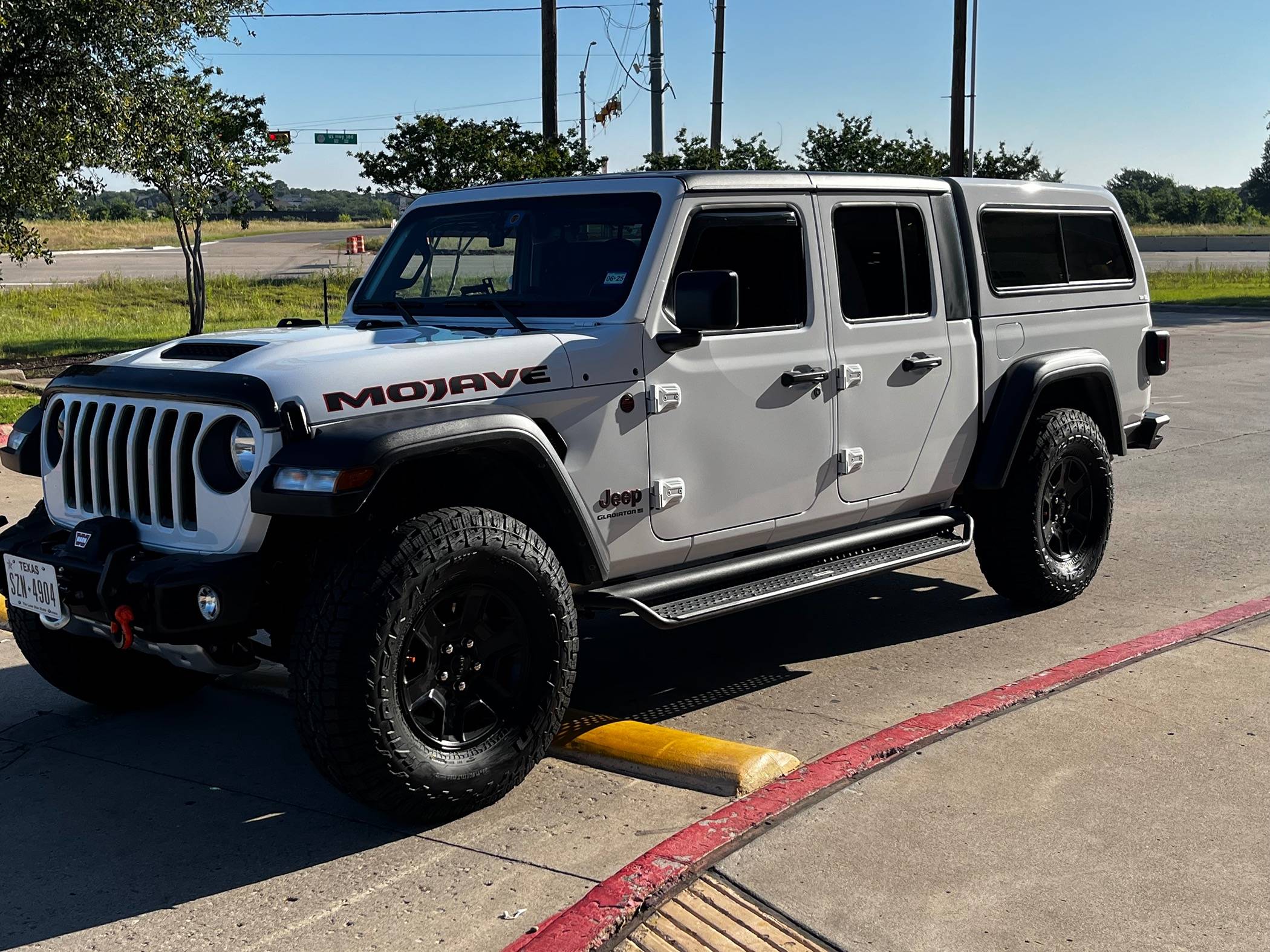 Jeep Gladiator Falken at4w 35x11.50r17 IMG_5639