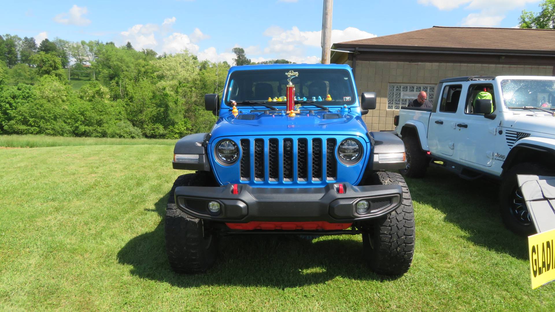 Jeep Gladiator Show me your DUCKS ! IMG_4385[1].JPG