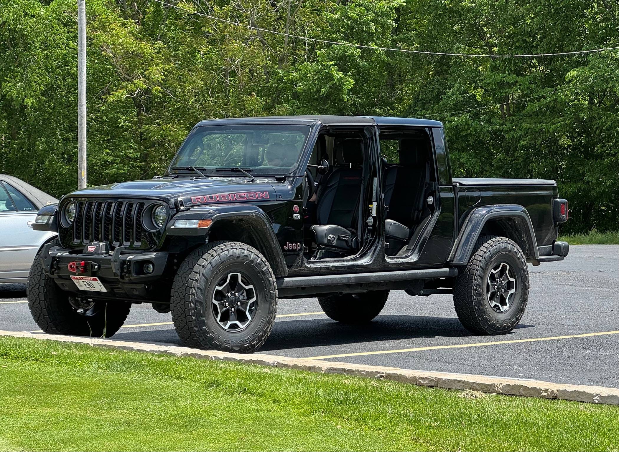 Jeep Gladiator Do I need a lift kit on my 2023 Rubicon gladiator if i put 37 inch tires on? IMG_0354