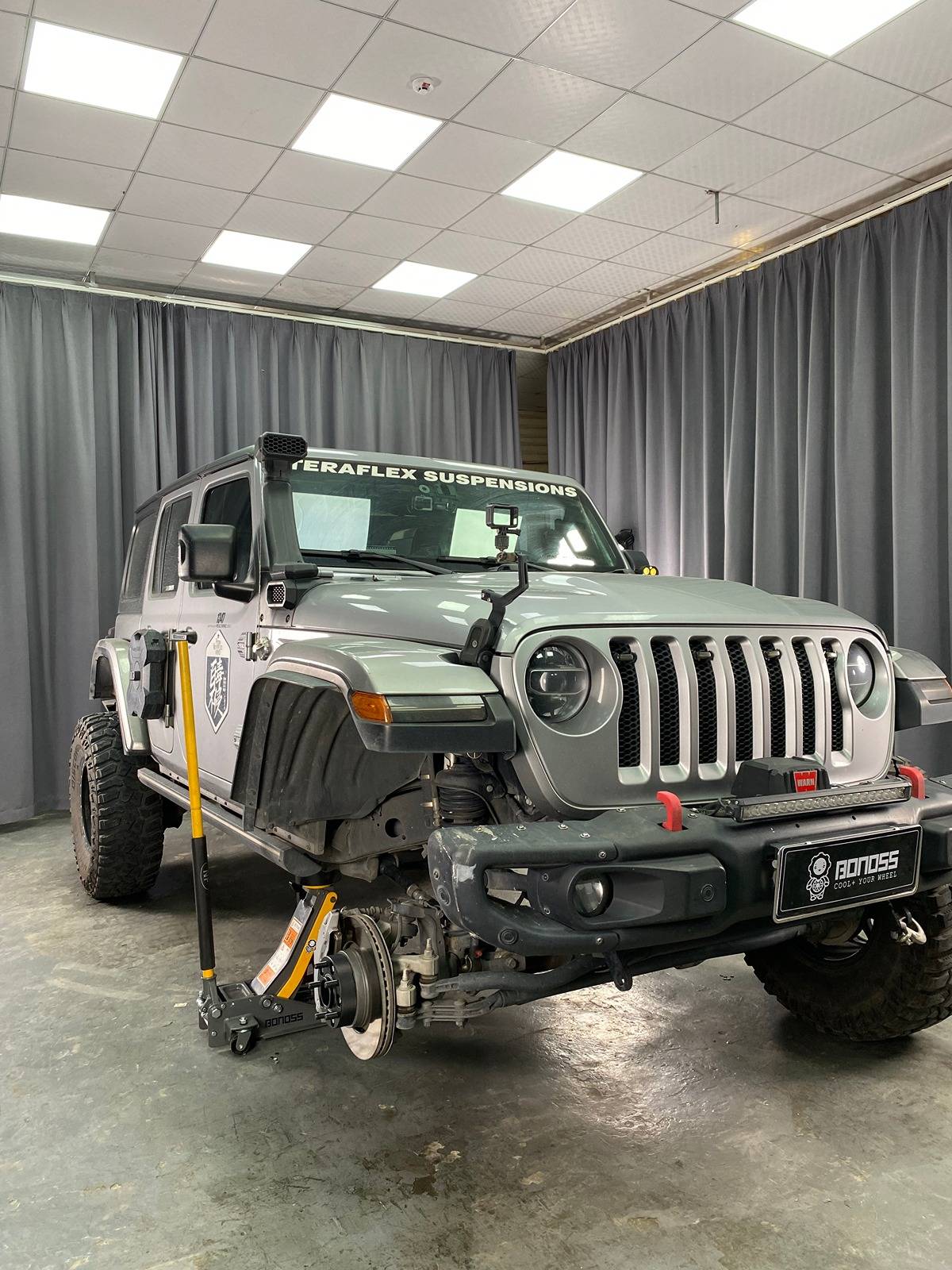 Jeep Gladiator Can anyone post their setup with wheel spacers? IMG_5139
