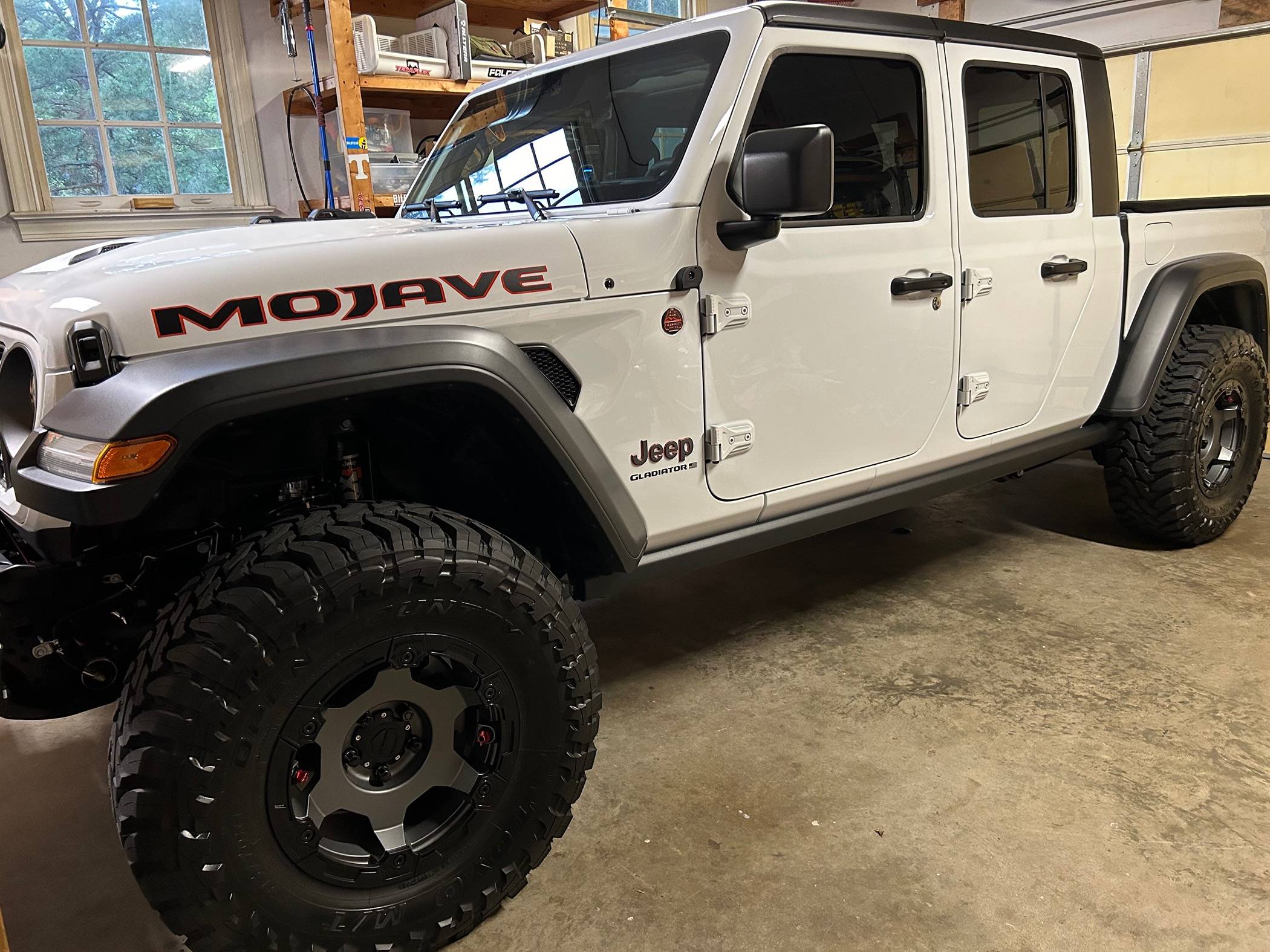 Jeep Gladiator BRIGHT WHITE Gladiator JT Club IMG_1074
