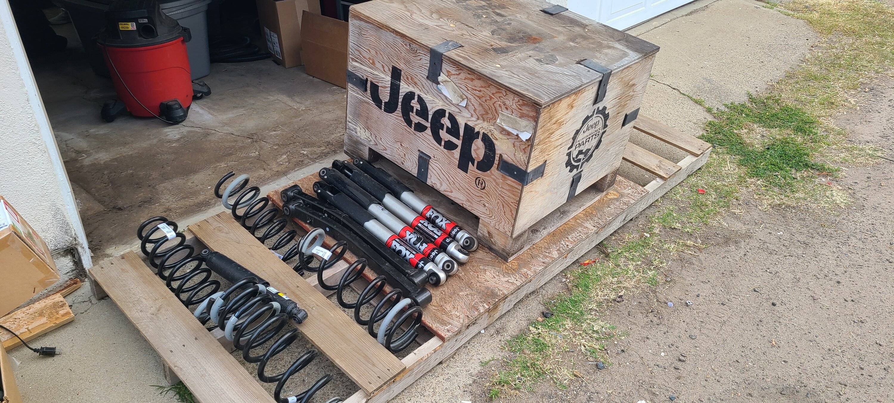 Jeep Gladiator Free 2021 Rubicon suspension in San Diego 20240520_083638