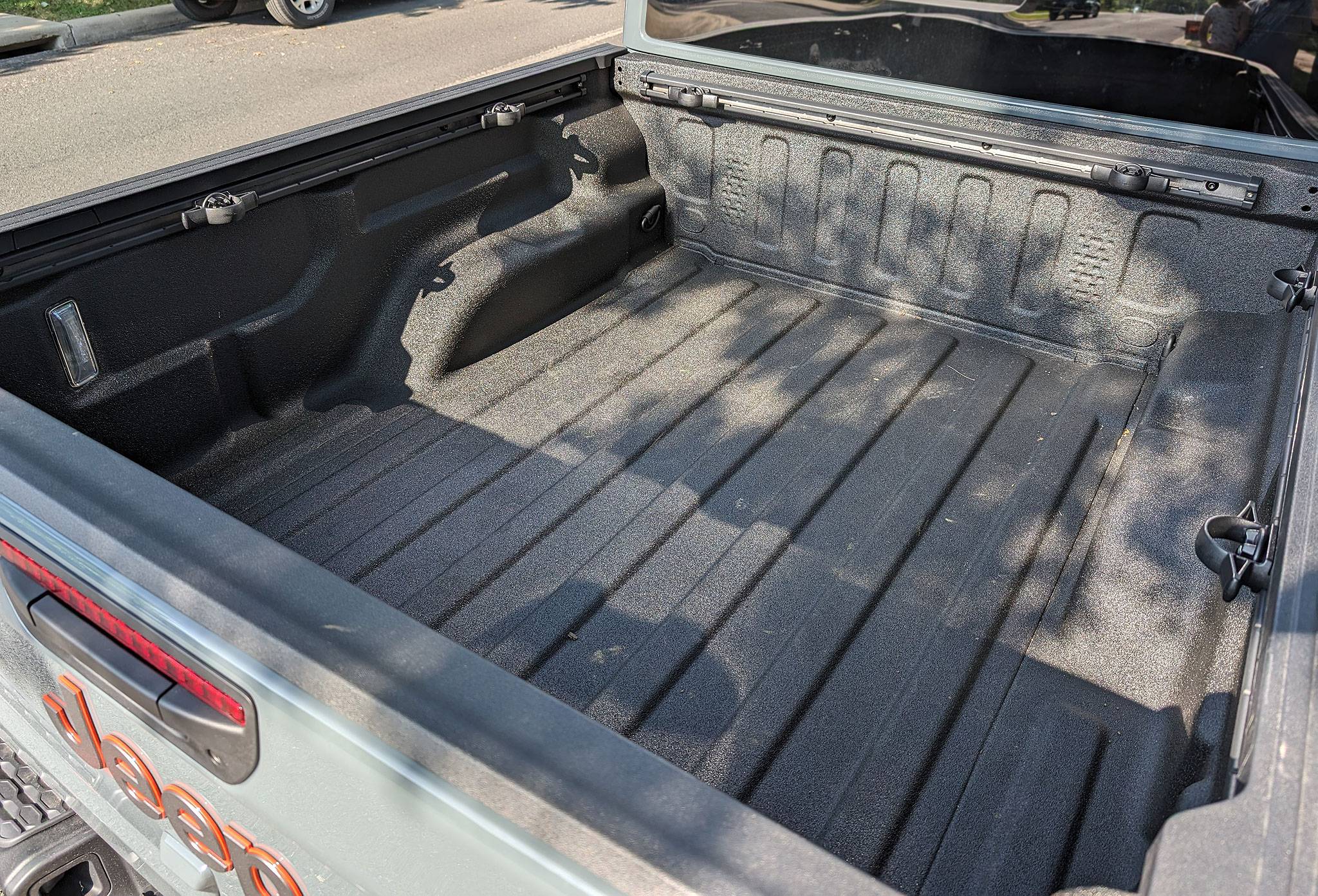 Jeep Gladiator Aftermarket Trail Rail system? rail3a