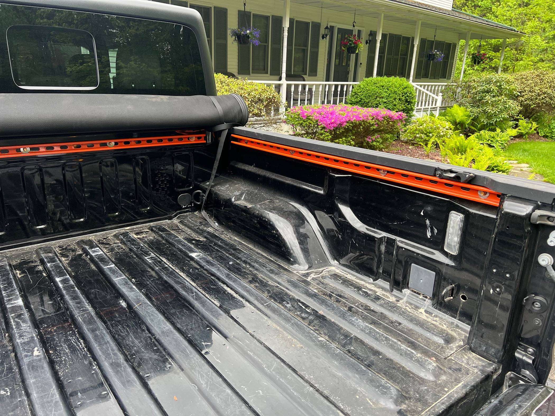 Jeep Gladiator Aftermarket Trail Rail system? IMG_5801