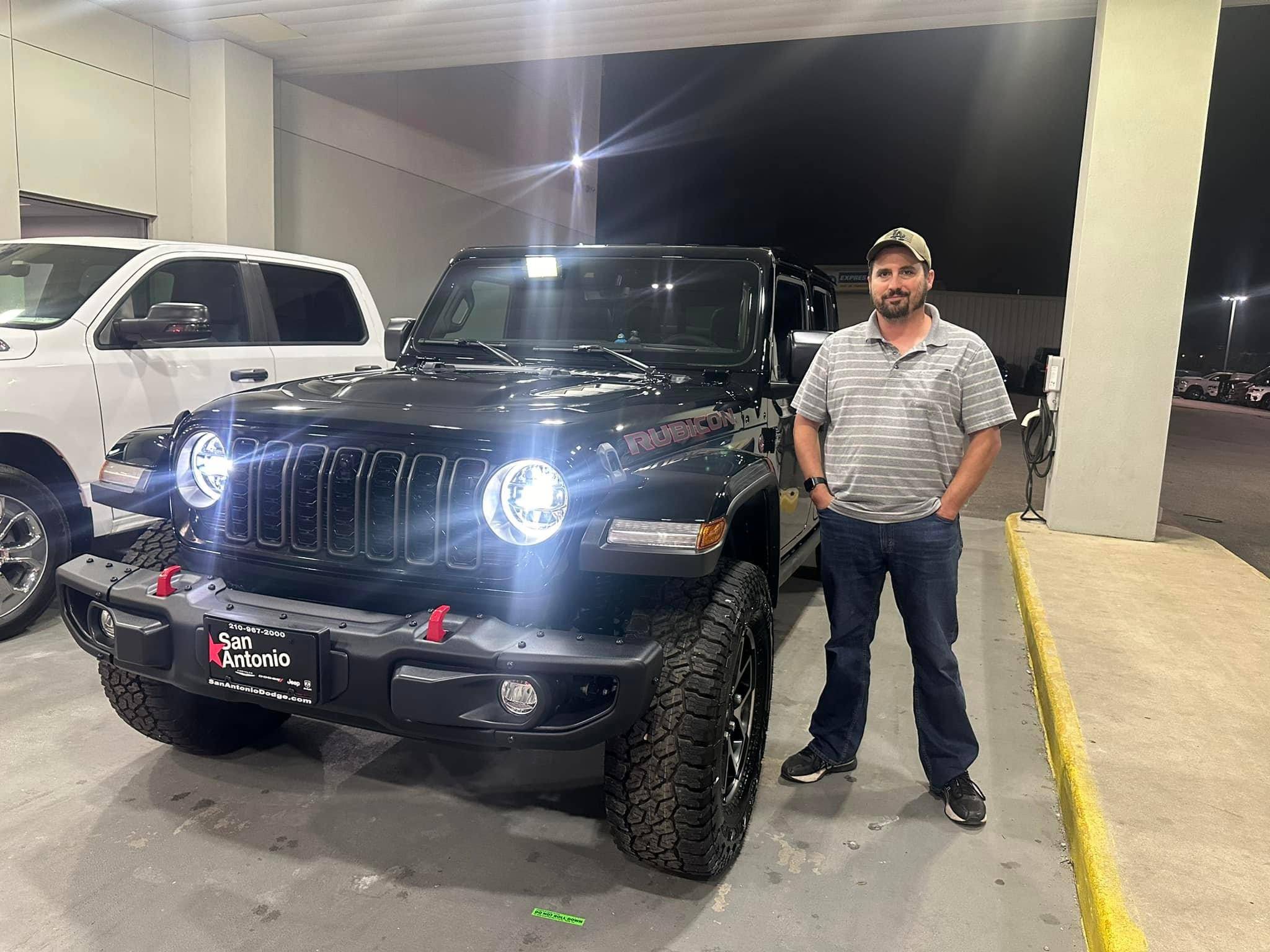 Jeep Gladiator BLACK Gladiator JT Club IMG_1479