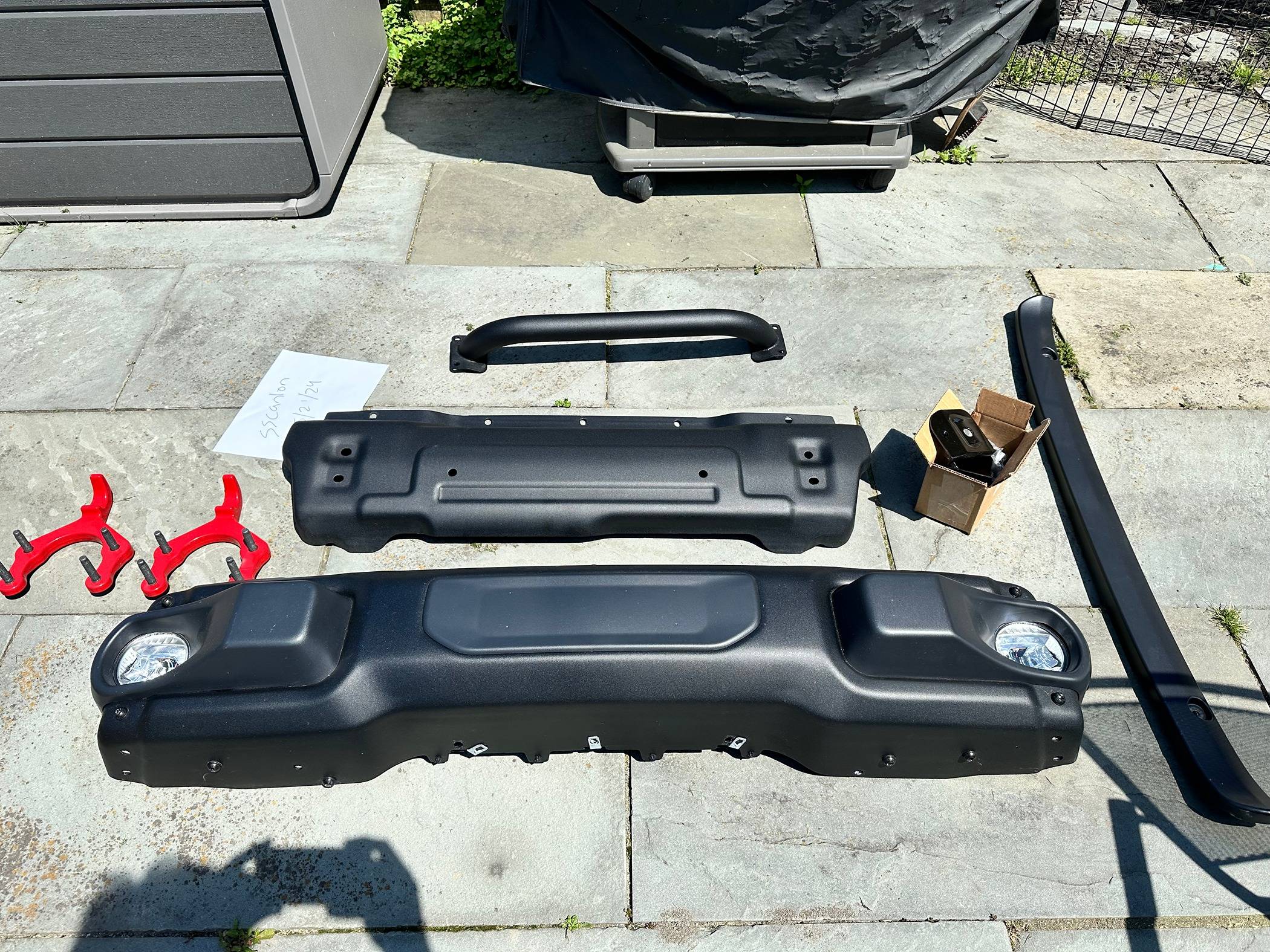 Jeep Gladiator Mopar Stubby Bumper, Grille Guard and accessories 9950244C-EB38-4CF4-946F-C17AB0B7DA19