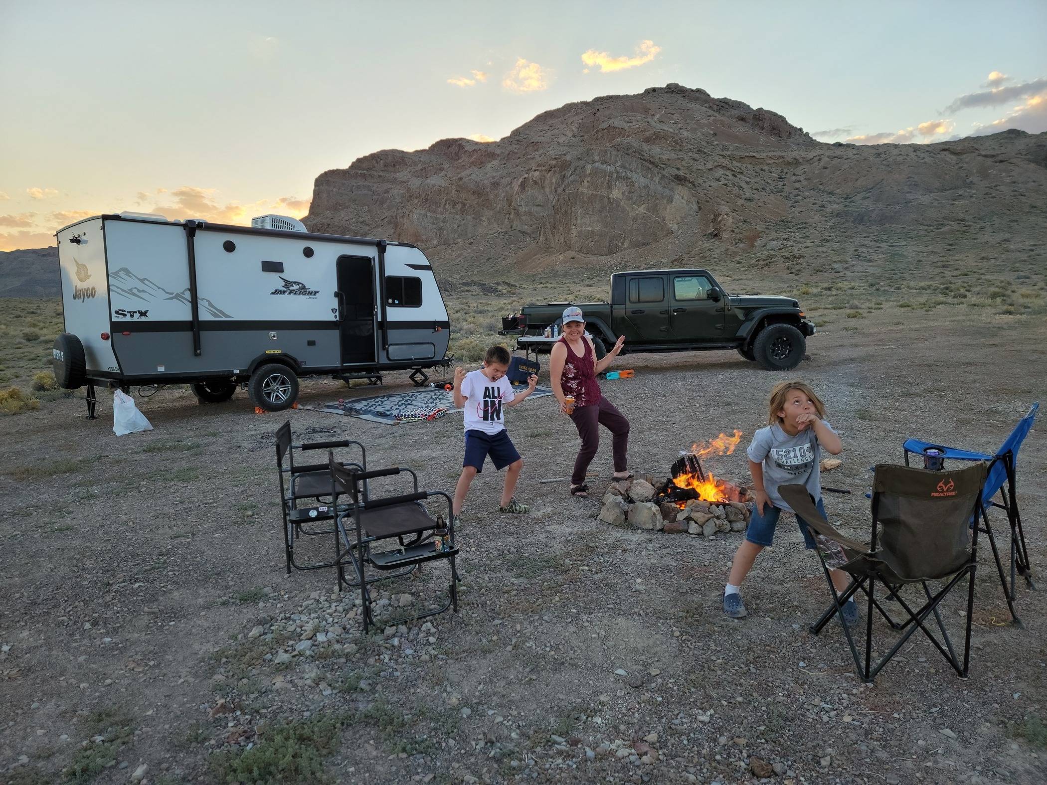Jeep Gladiator Suggested campers? 20230616_205428