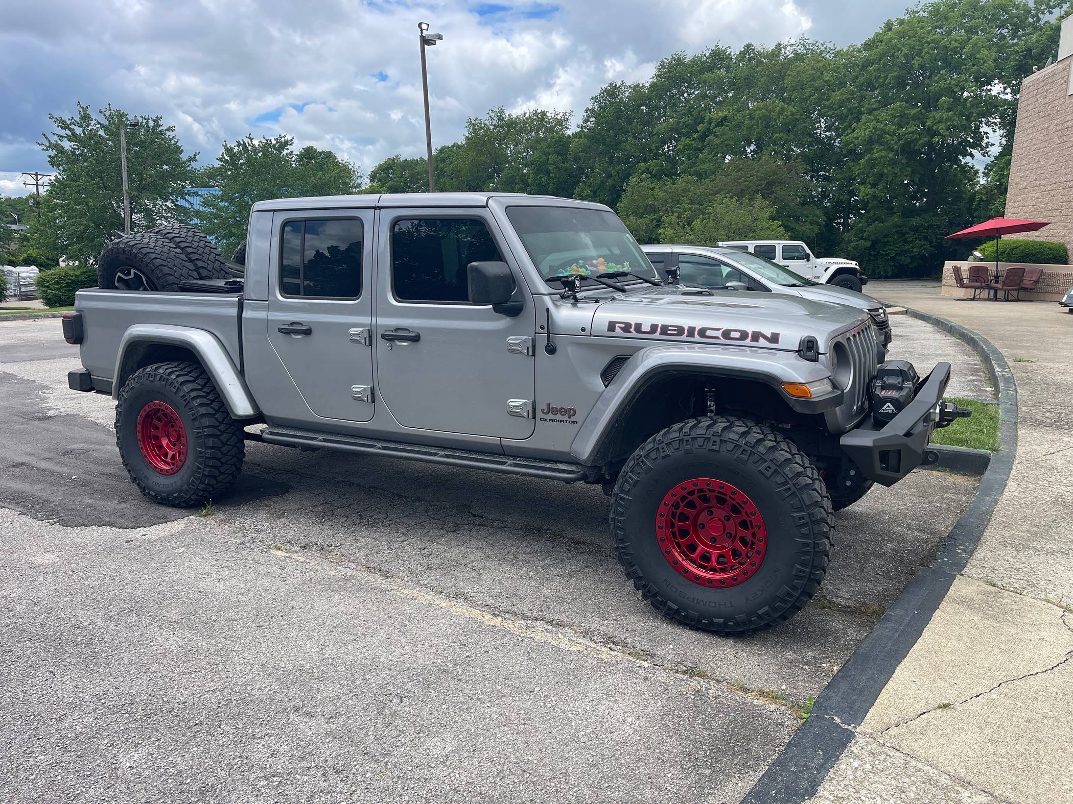 Jeep Gladiator Anyone running the JKS 3.5 inch lift kit. IMG_0452