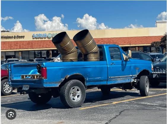 Jeep Gladiator Posted .................... With no comment. "The Most Unique Jeep Gladiator Exhaust Ever" 1716578298889-ll