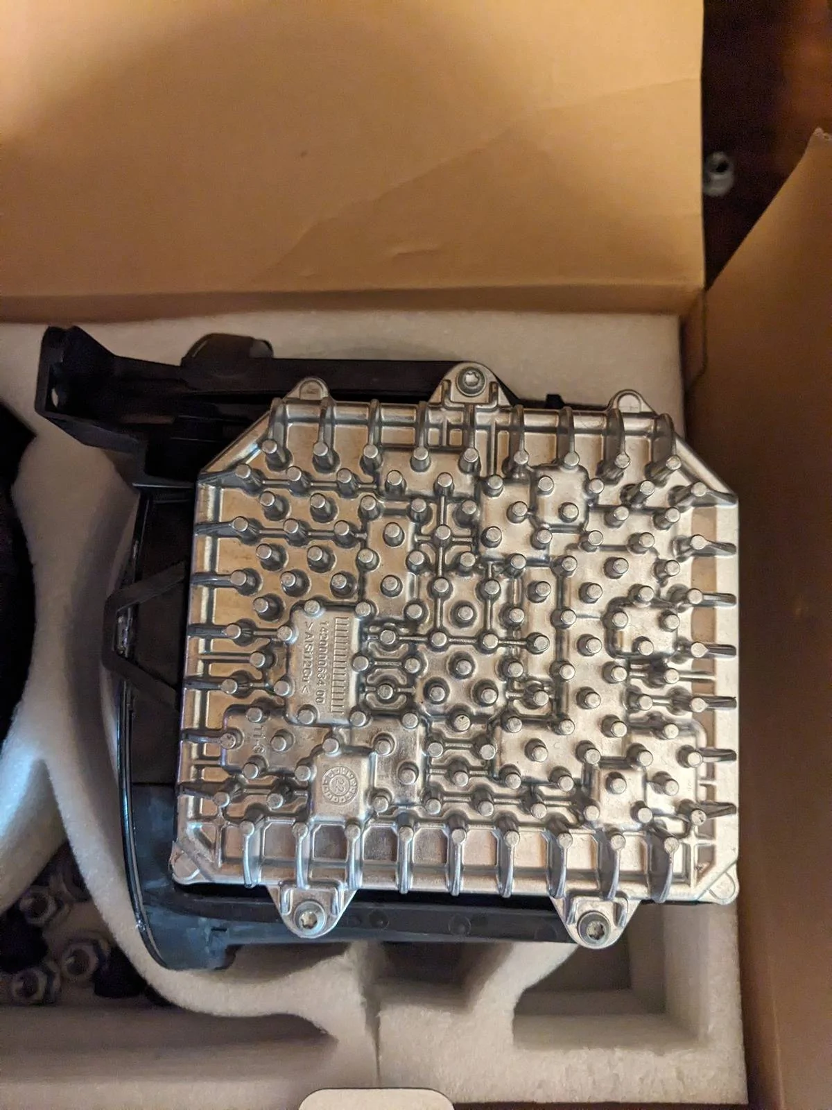Jeep Gladiator OEM LED headlights PXL_20240523_221629052