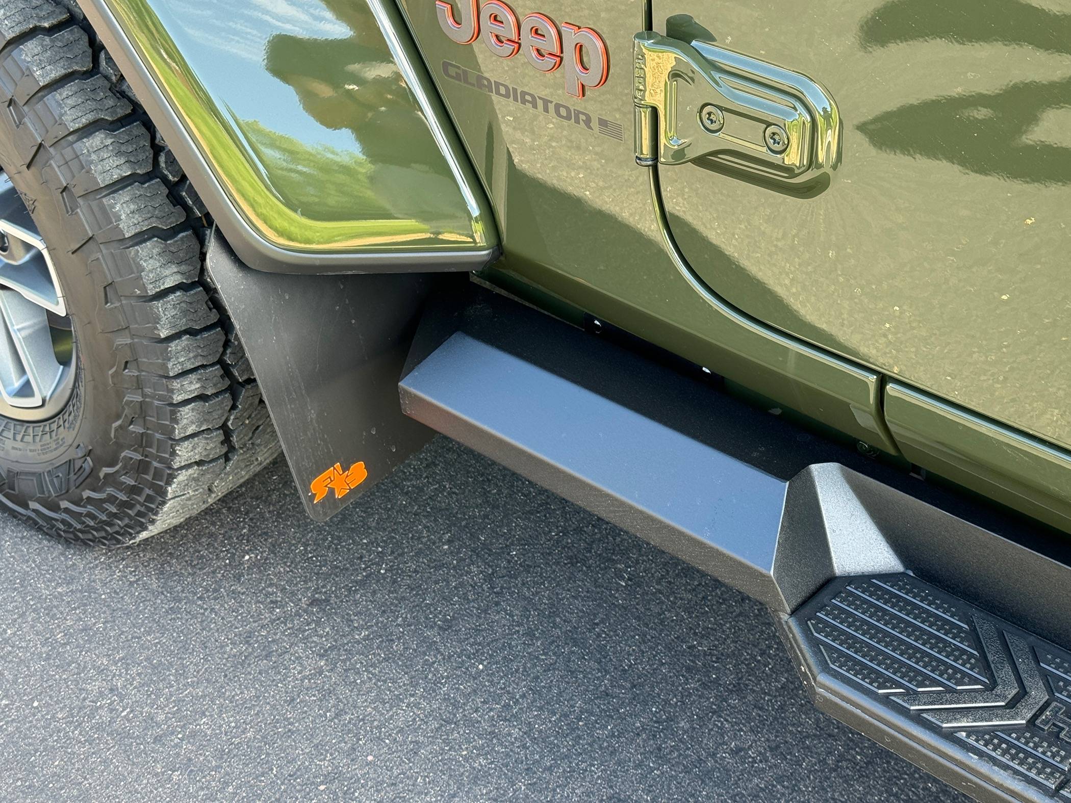 Jeep Gladiator SARGE GREEN Gladiator club IMG_7994.JPG