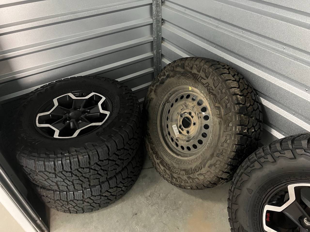 Jeep Gladiator FS: PICKUP ONLY $400 2020 OEM Gladiator Rubicon Wheels, Falken Wildpeak A/T3W Tires 16k Miles, TPMS, Plus Spare IMG_1967