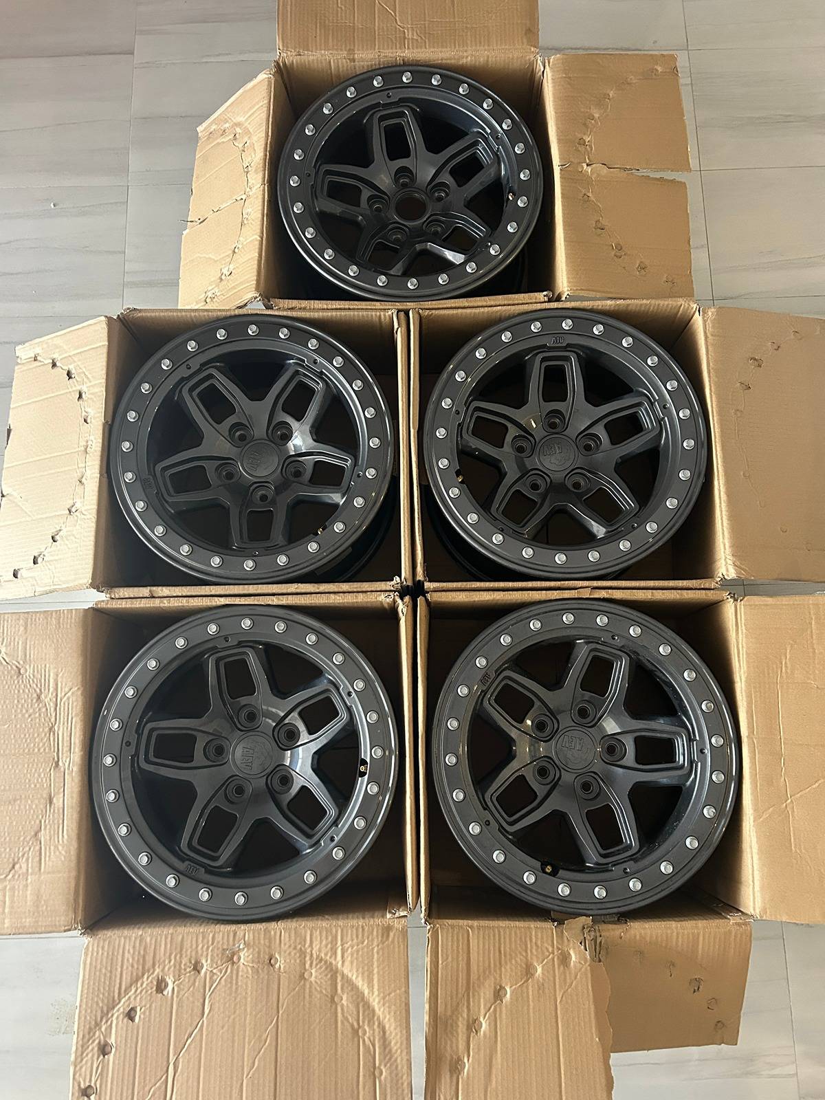 Jeep Gladiator AEV Borah Onyx Black with Rings Set of (5) IMG_8252.JPG