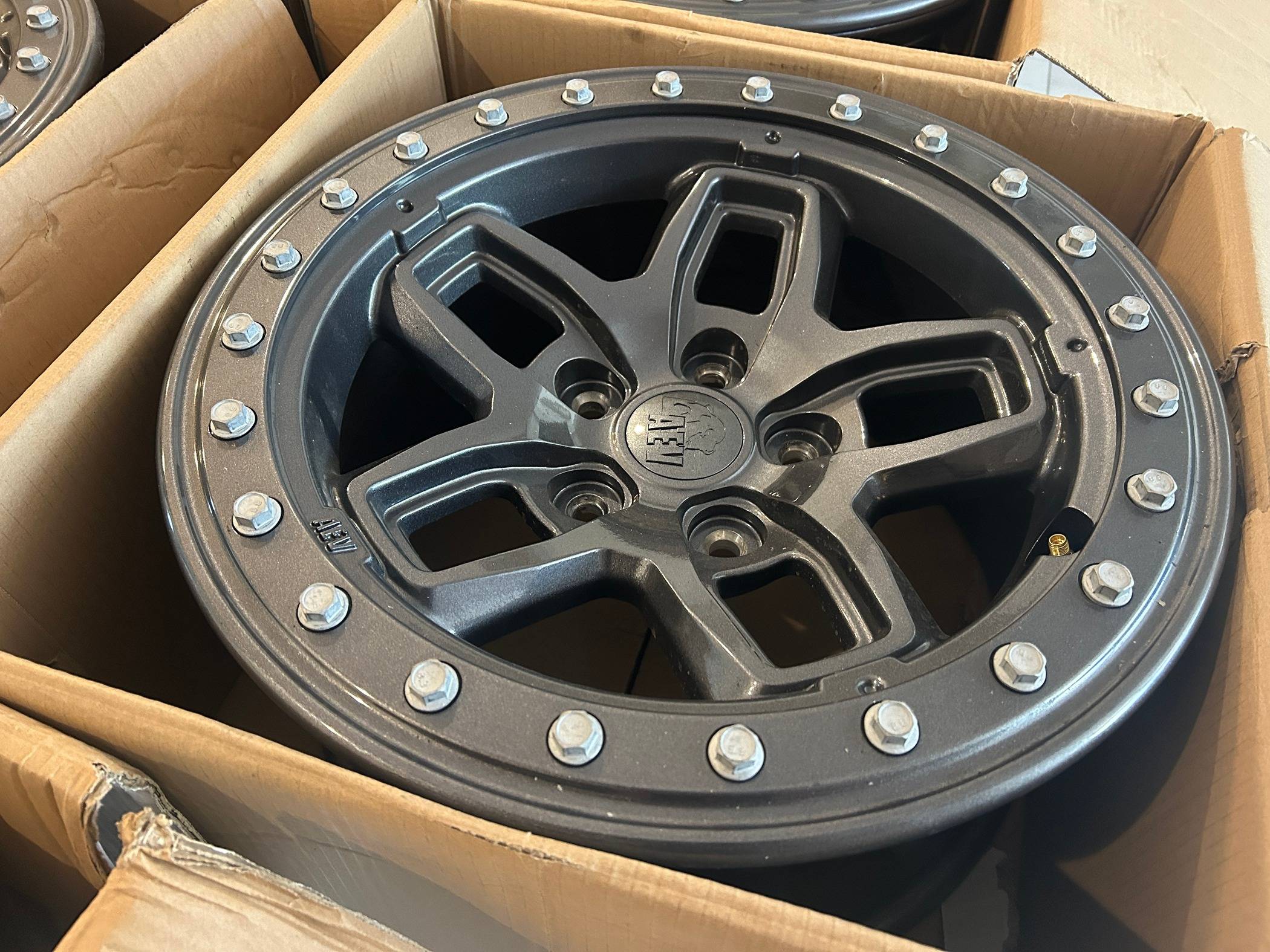 Jeep Gladiator AEV Borah Onyx Black with Rings Set of (5) IMG_8265.JPG