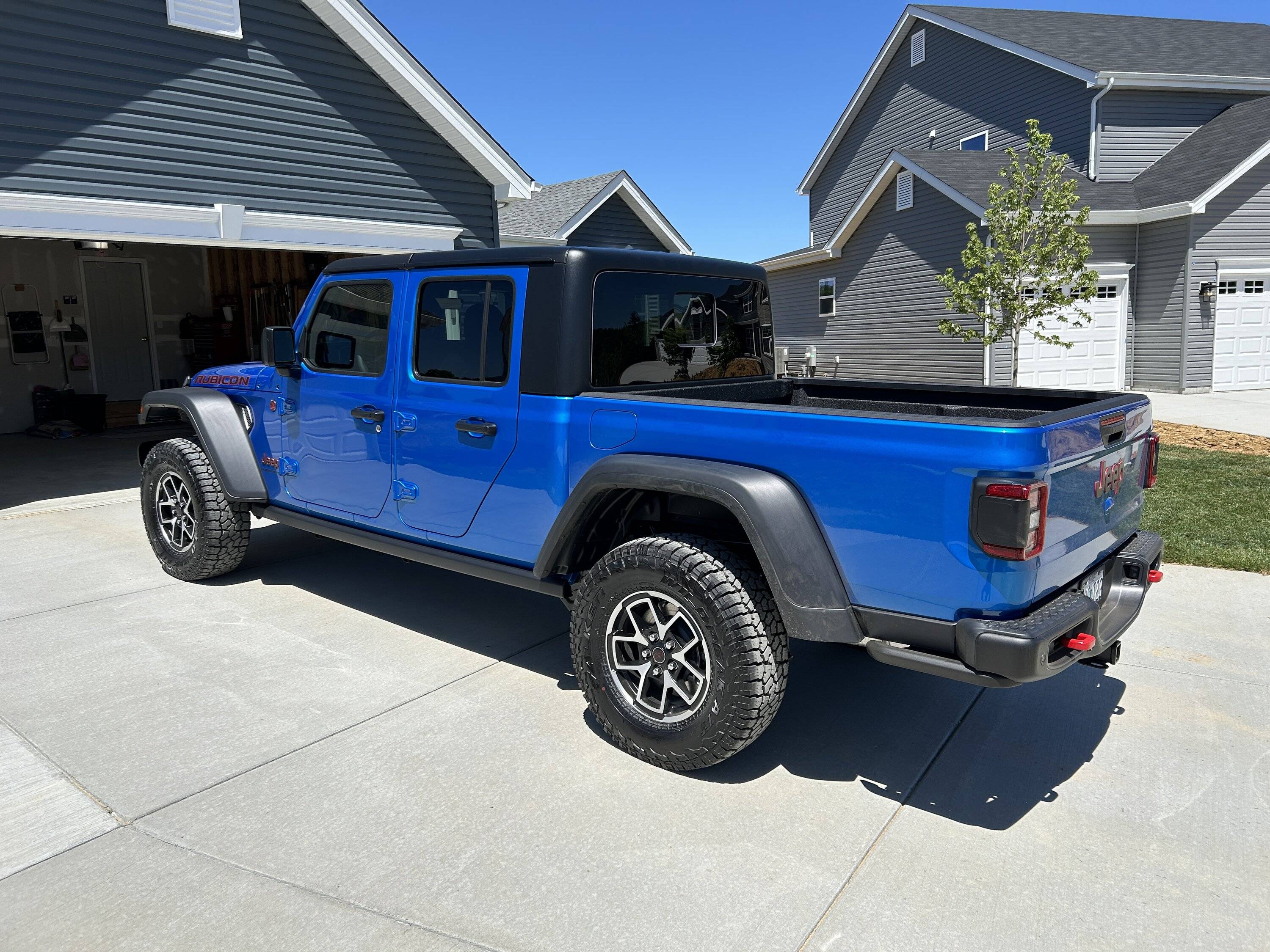 Jeep Gladiator Bought a 2024 Gladiator Rubicon IMG_6037.JPG