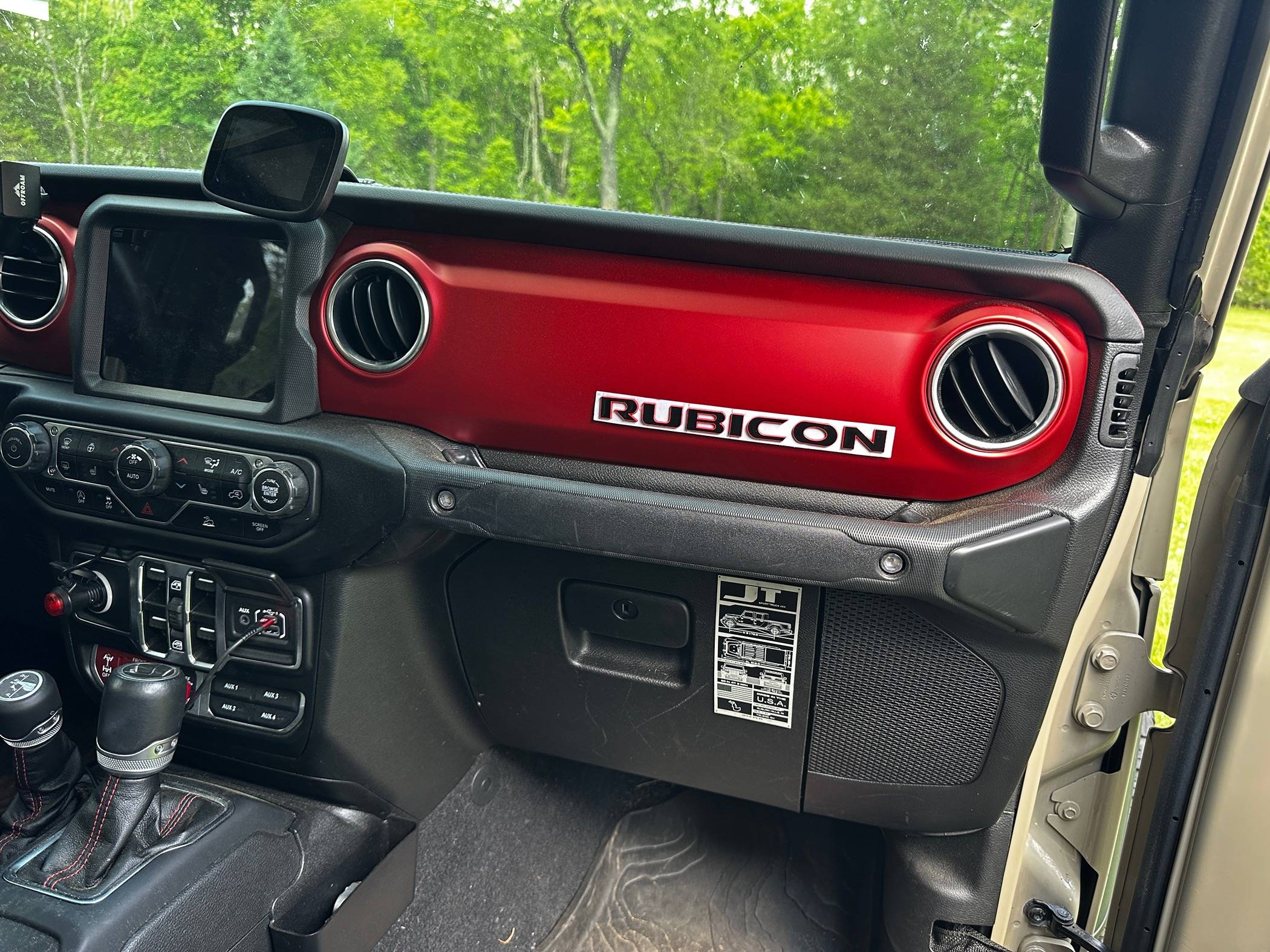 Jeep Gladiator Got a rubicon badge…. Thoughts? IMG_6103