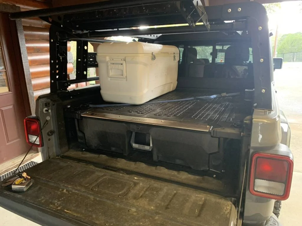 Jeep Gladiator Anyone recently add the new single drawer decked system? 1716926768842-7s