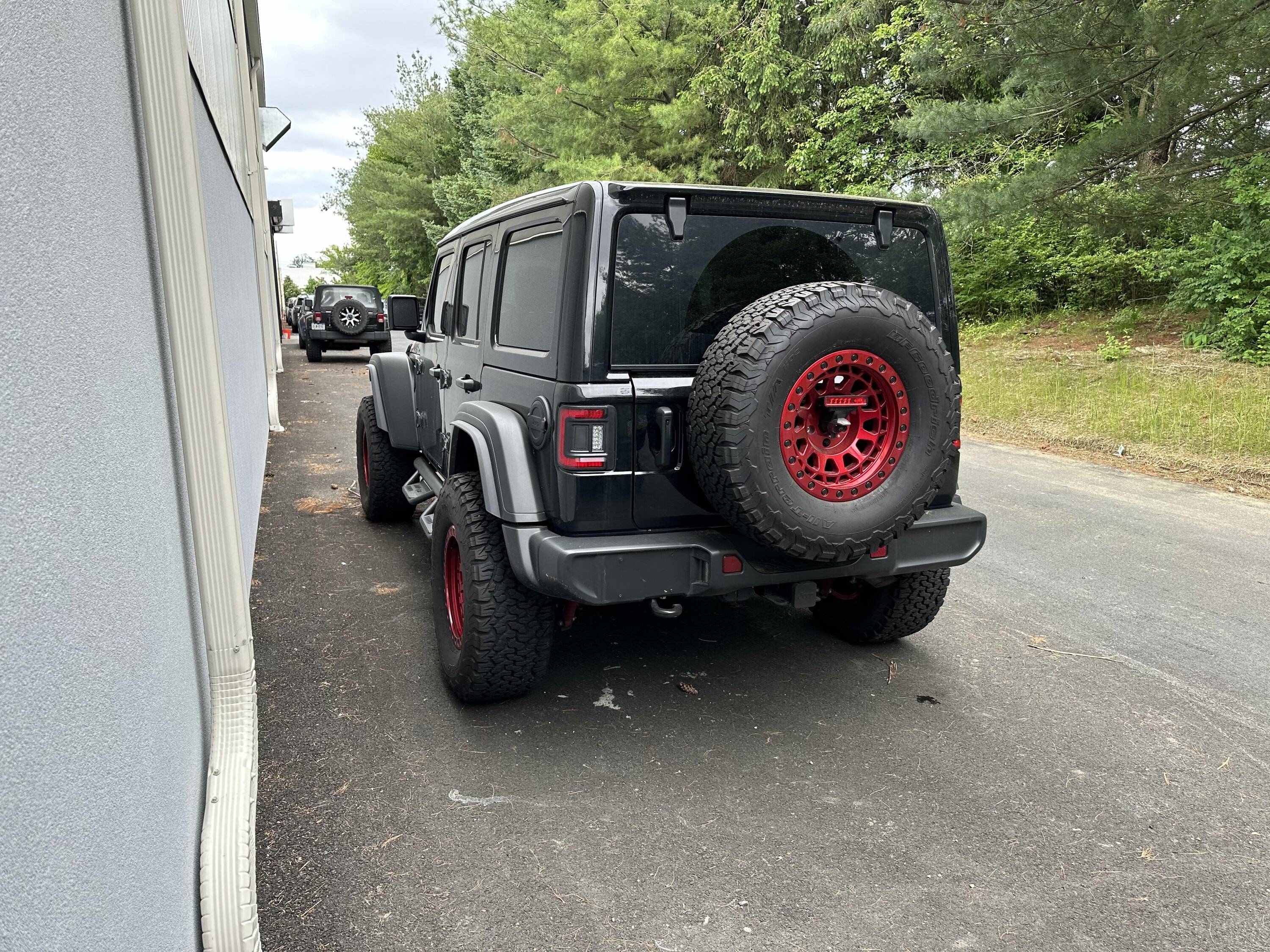 Jeep Gladiator Set (5) Black Rhino Primm wheels. Candy Red in 17x9 IMG_3786