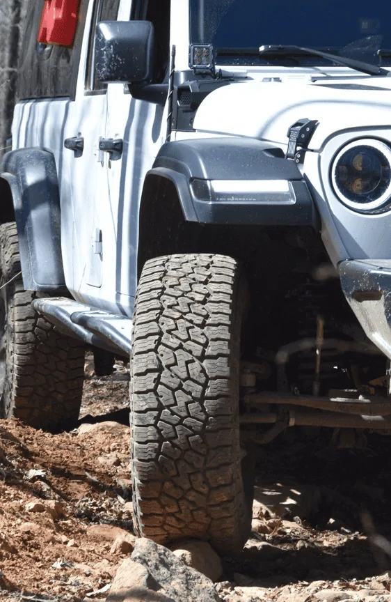 Jeep Gladiator Steps or Sliders....hhhmmm 1716995302044-j5