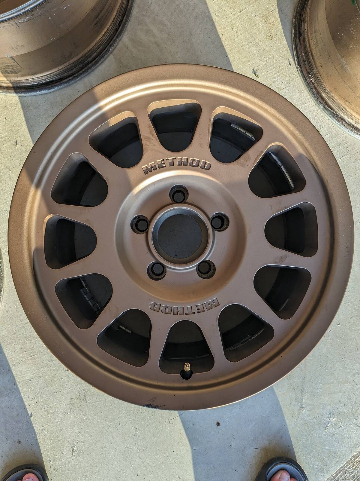 Jeep Gladiator 5 Bronze Method 703s +25mm $750 OBO PXL_20240530_001600020
