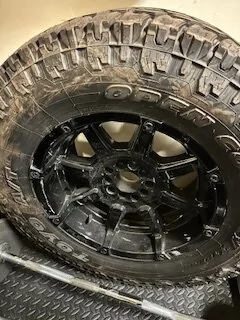 Jeep Gladiator FS: One (1) 33" Toyo ATII/18" Fuel Coupler Tire and Wheel Combo tire1