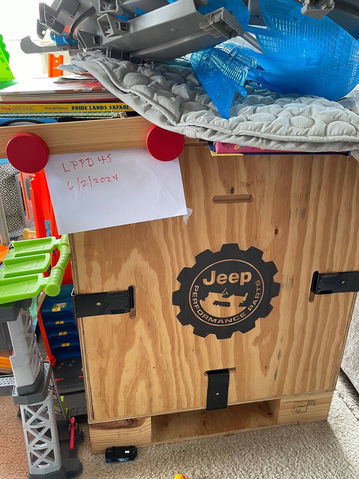 Jeep Gladiator Free crate from Jeep 2 inch lift IMG_3139